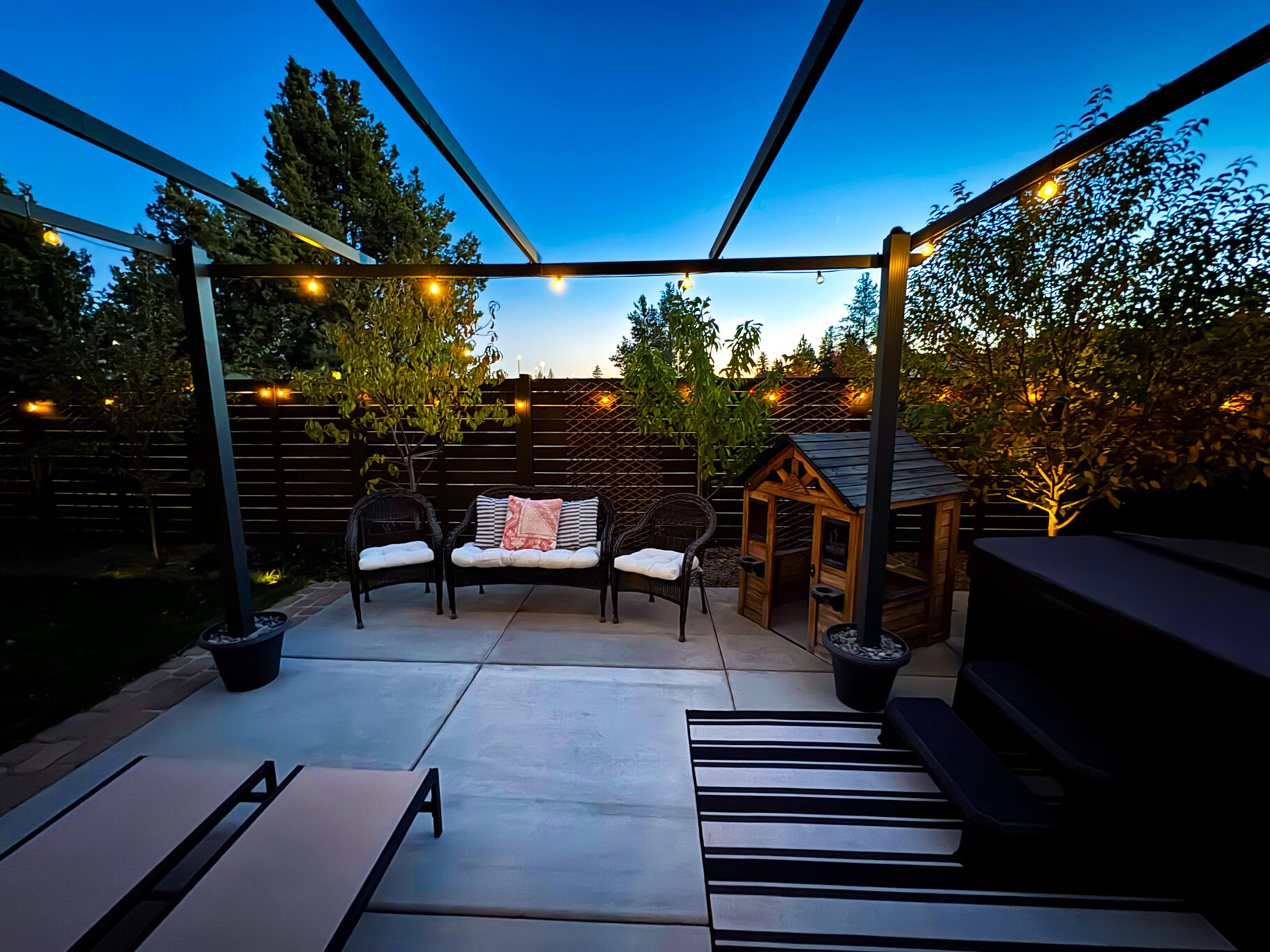 20551 SE Cameron Avenue