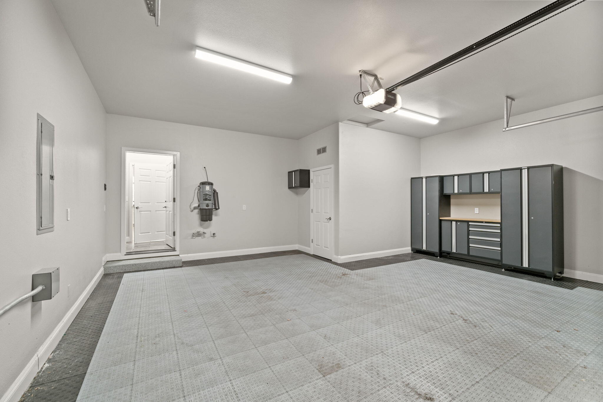 19405 Ironwood Circle