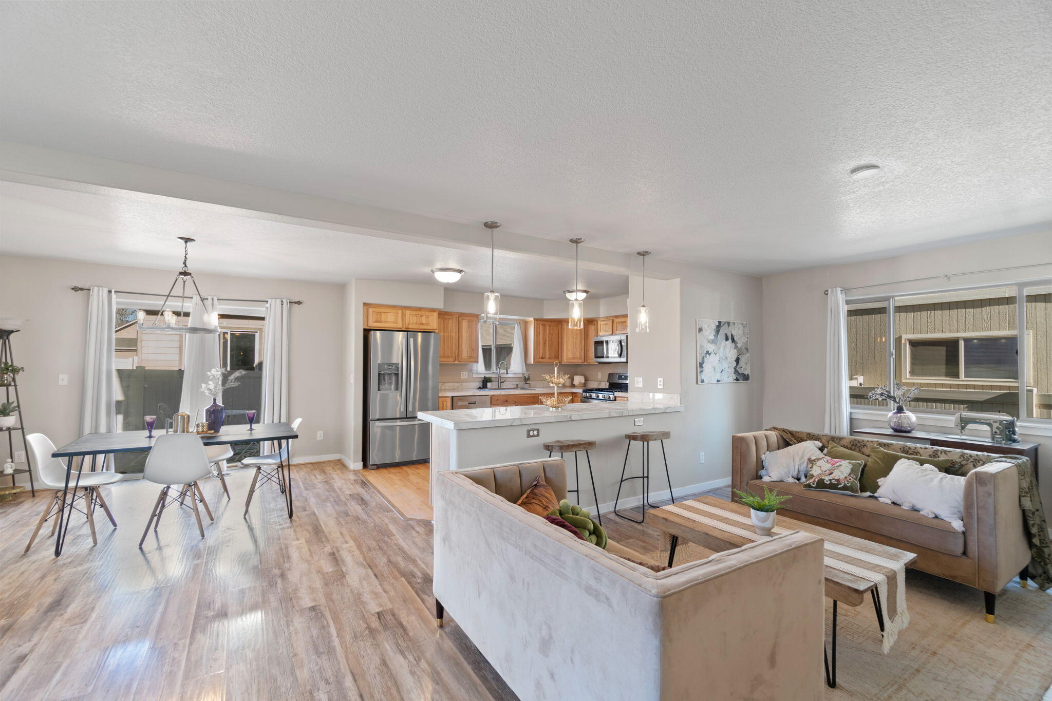 632 SE Glengarry Place
