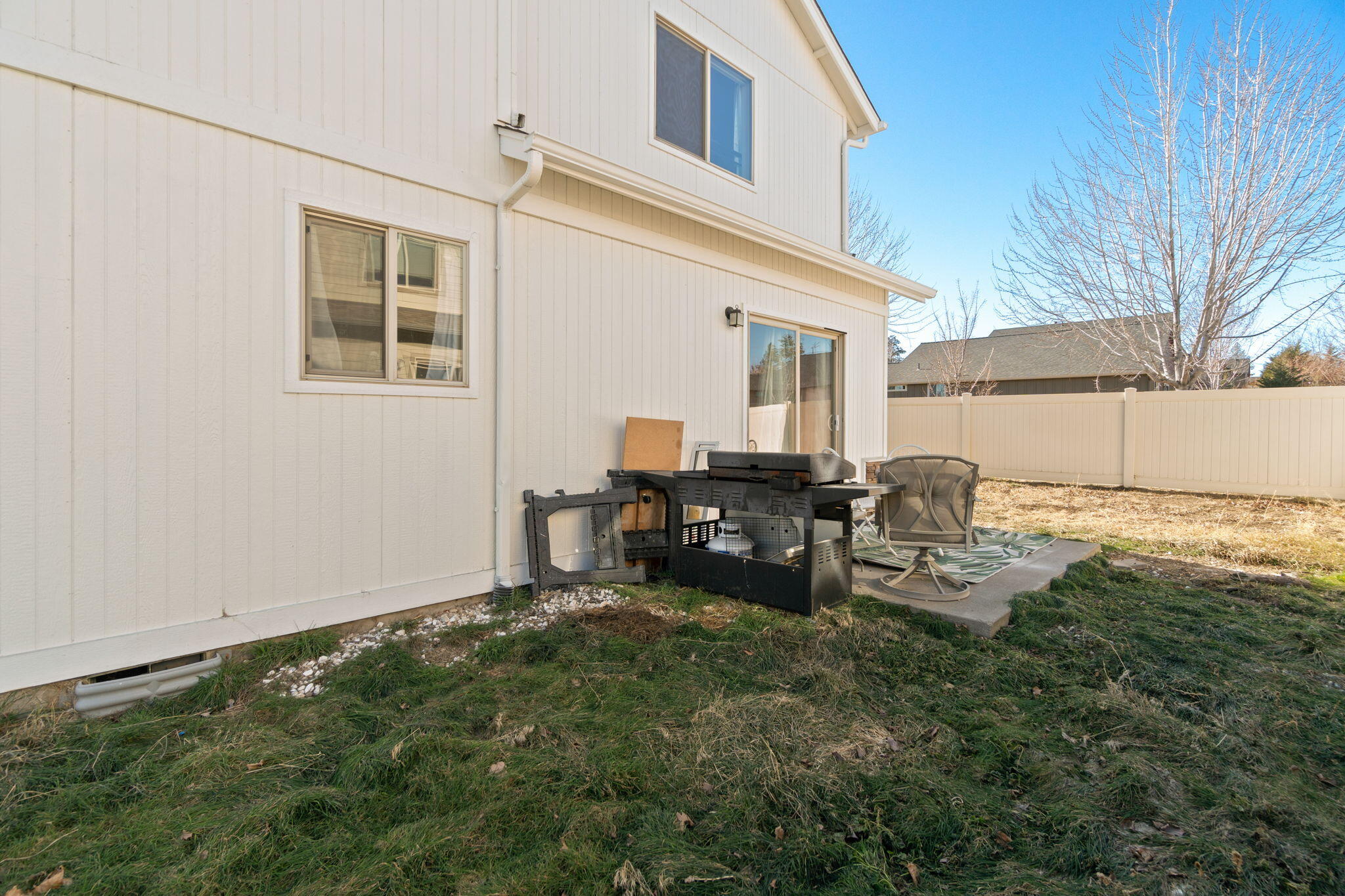 632 SE Glengarry Place