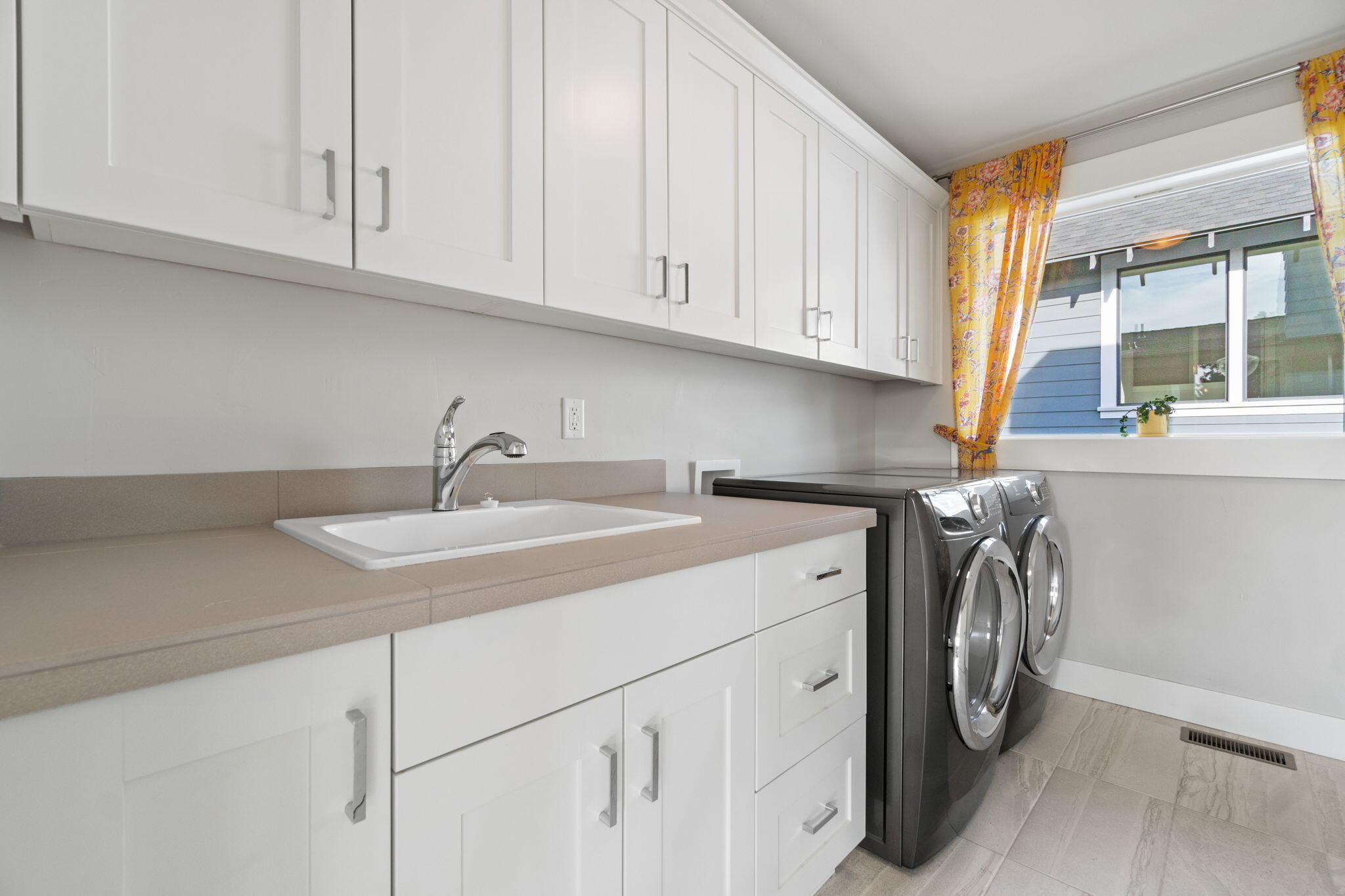 2317 NW Awbrey Court