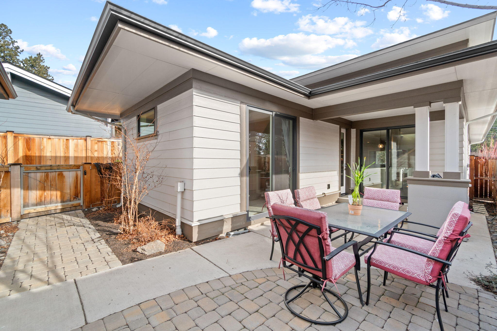 2317 NW Awbrey Court