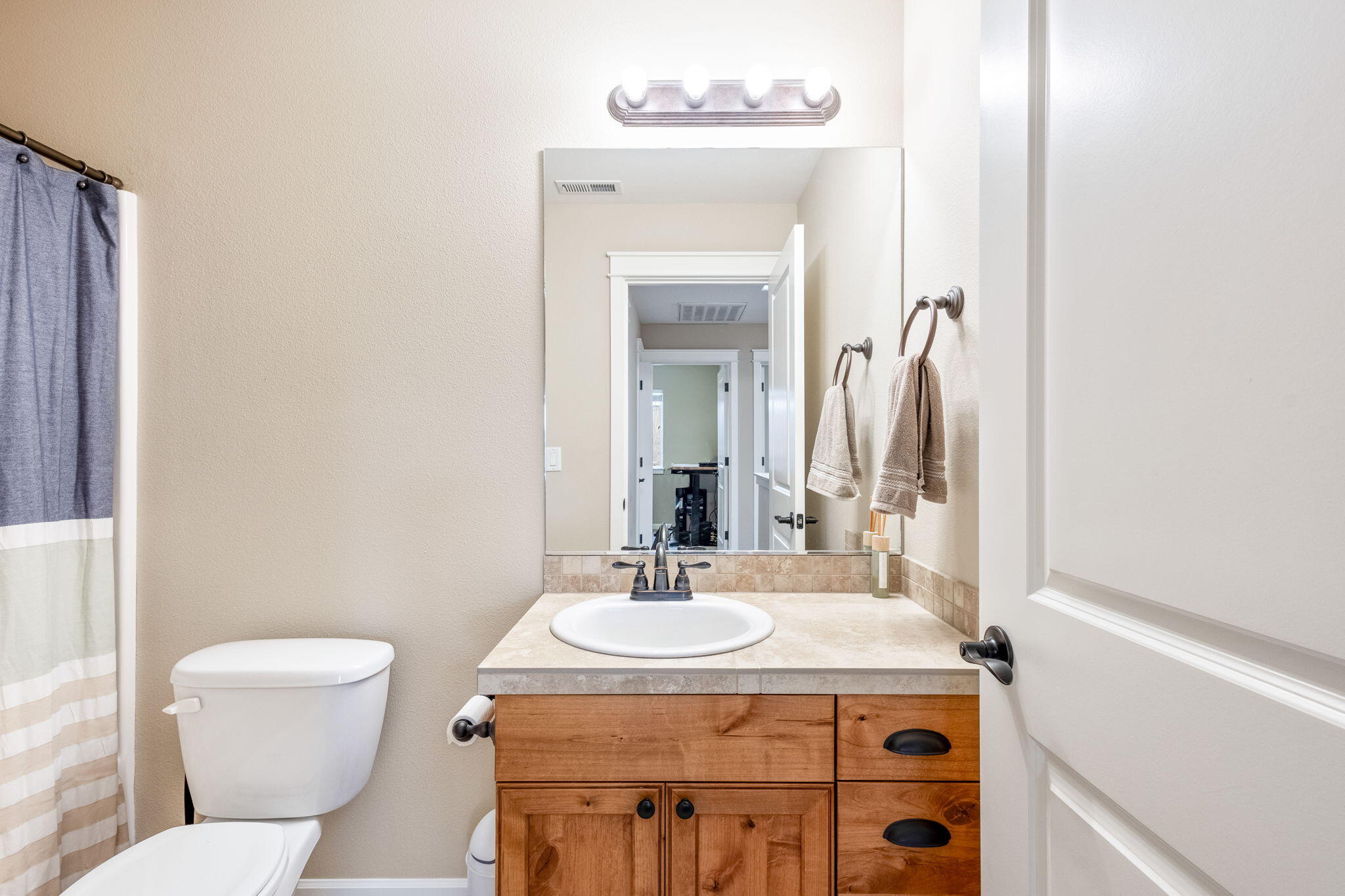 20976 NE High Desert Lane