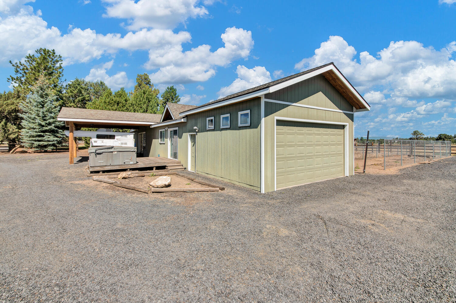 67100 Fryrear Road