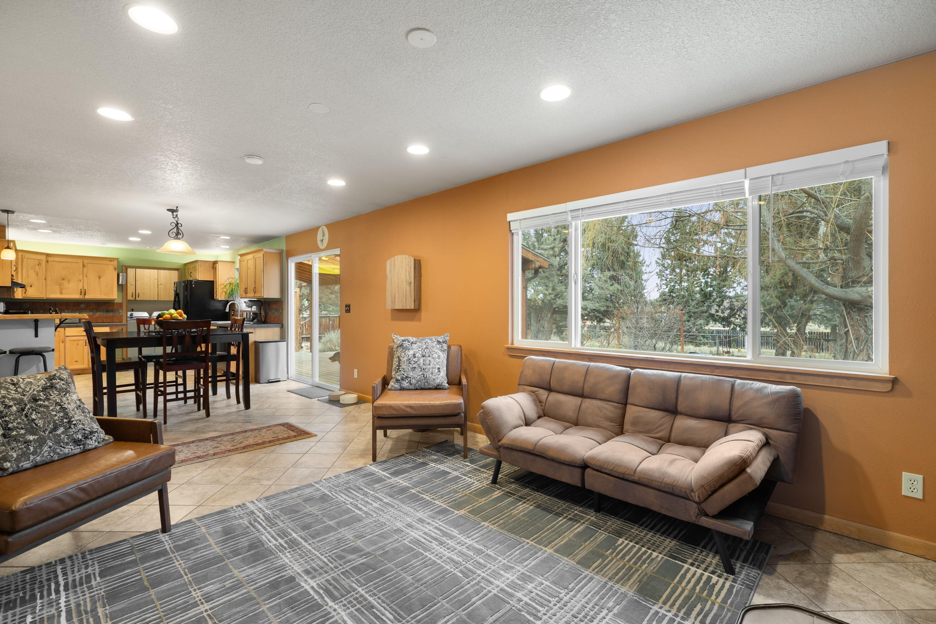 3390 SW Antelope Avenue