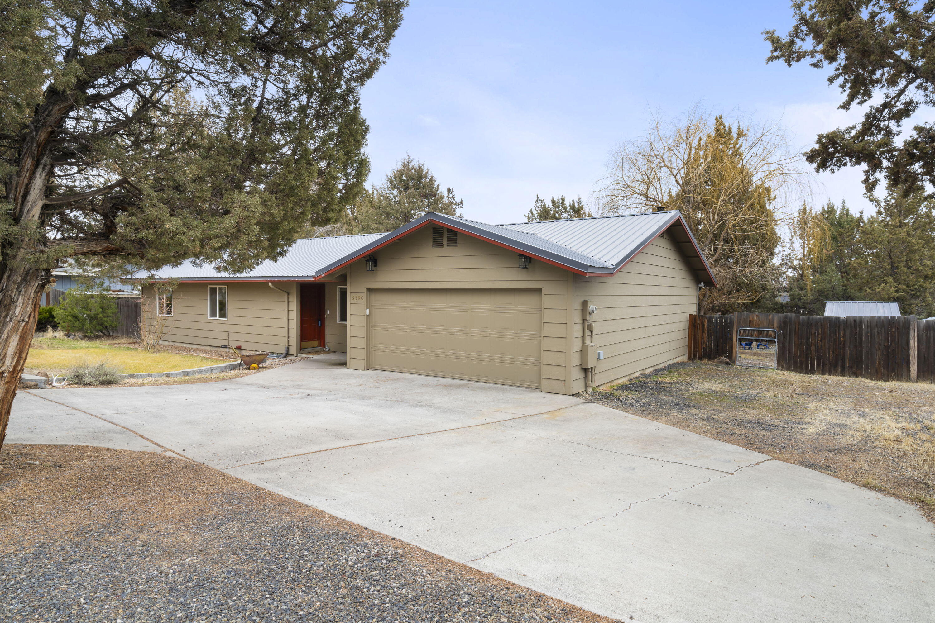 3390 SW Antelope Avenue