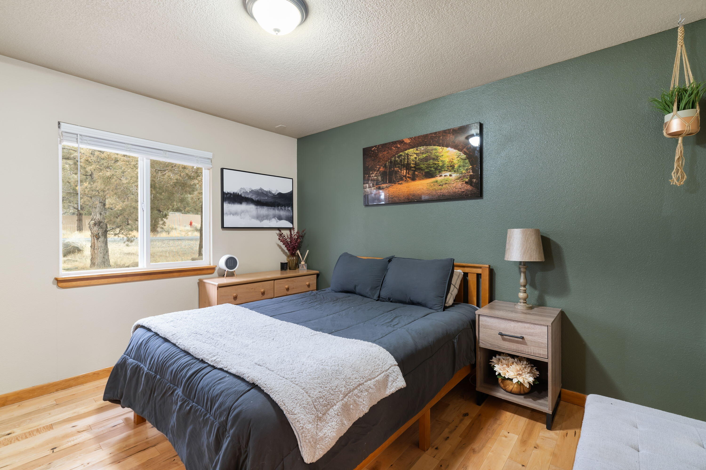 3390 SW Antelope Avenue