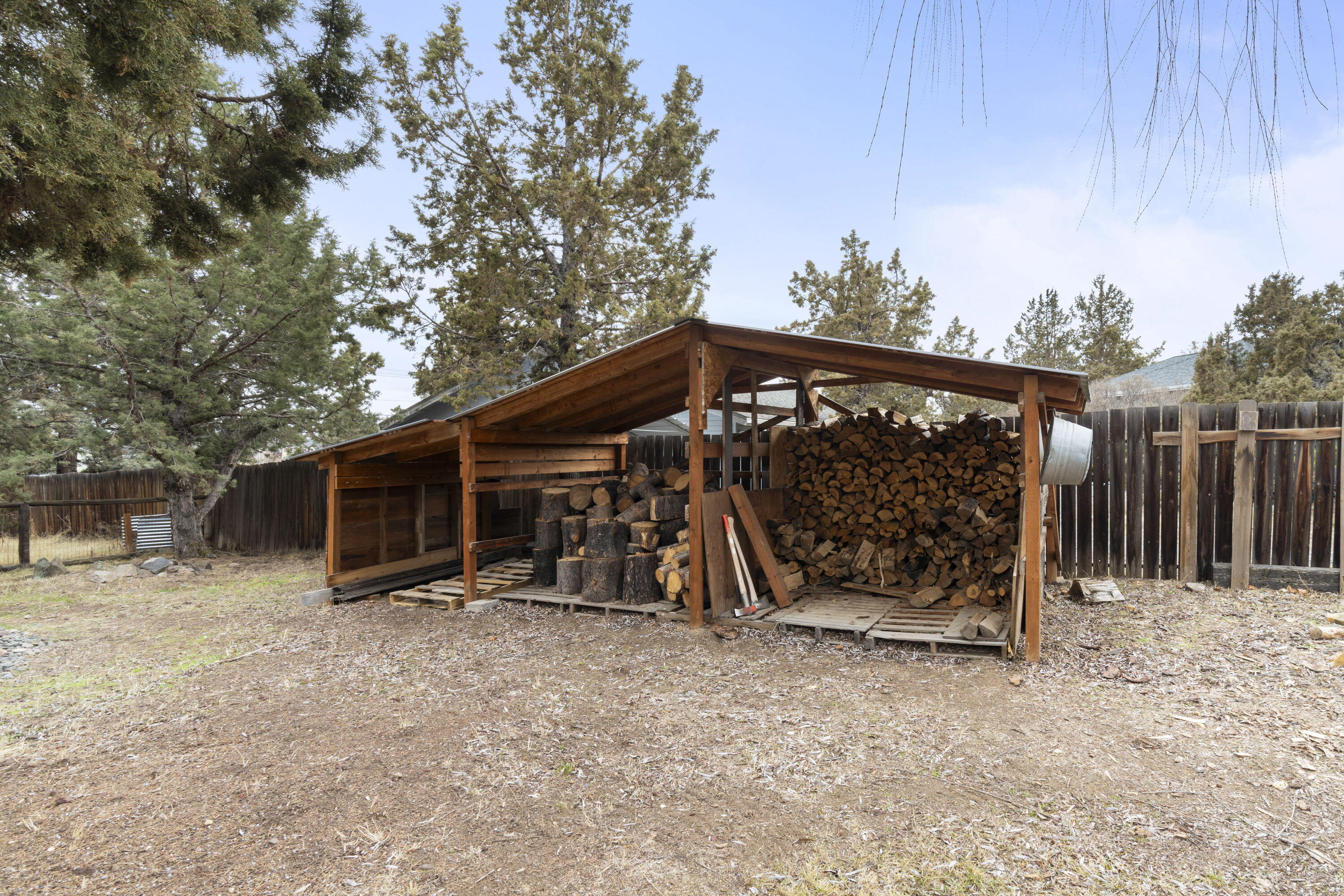 3390 SW Antelope Avenue