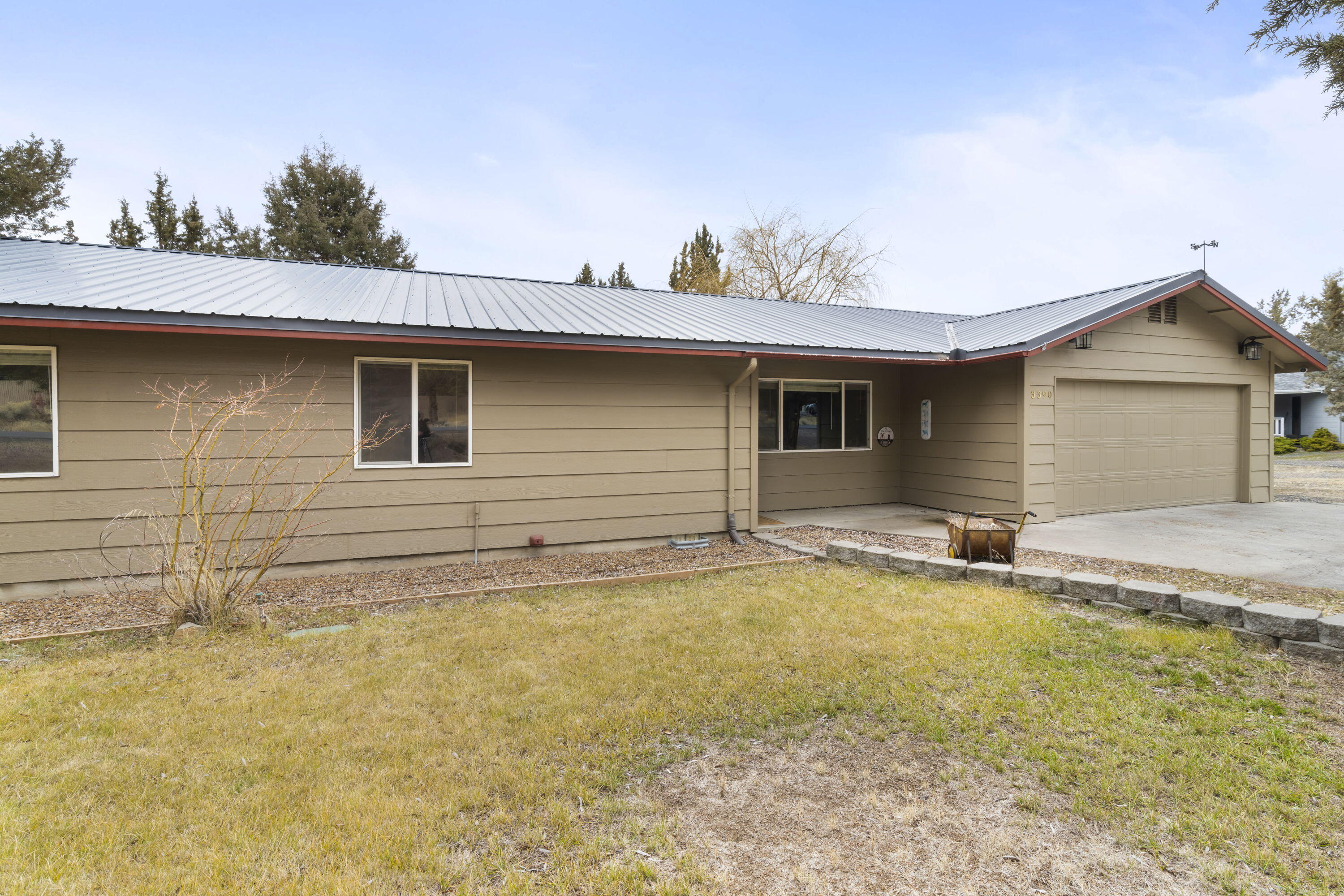 3390 SW Antelope Avenue