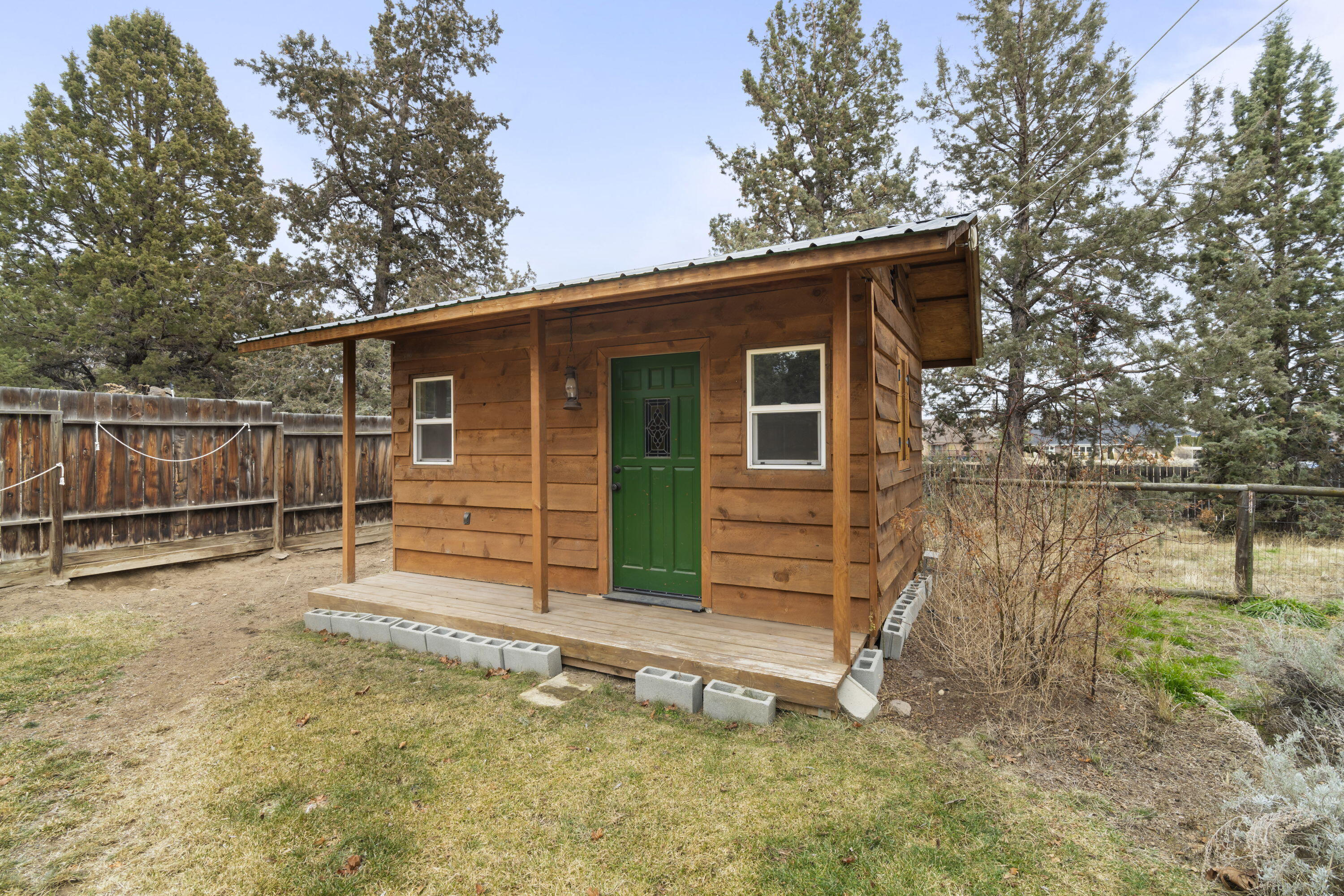 3390 SW Antelope Avenue