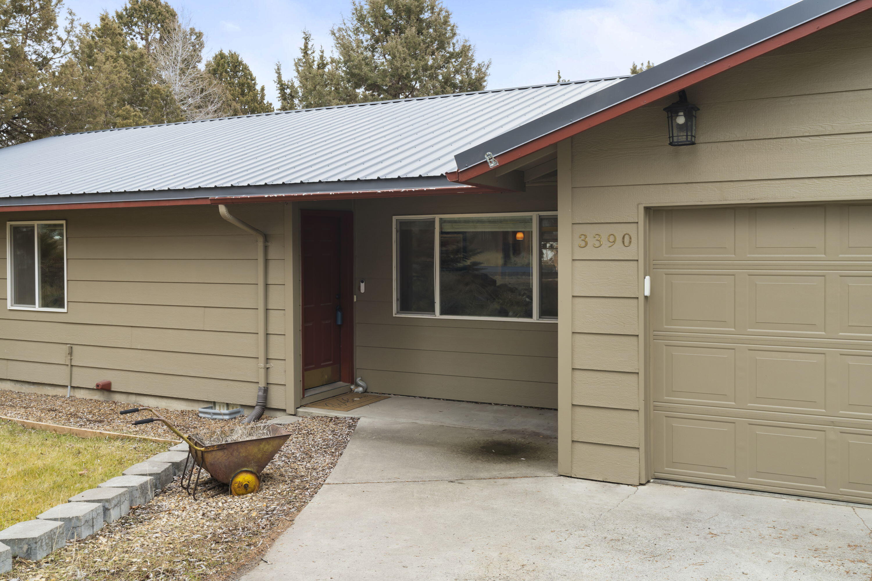 3390 SW Antelope Avenue