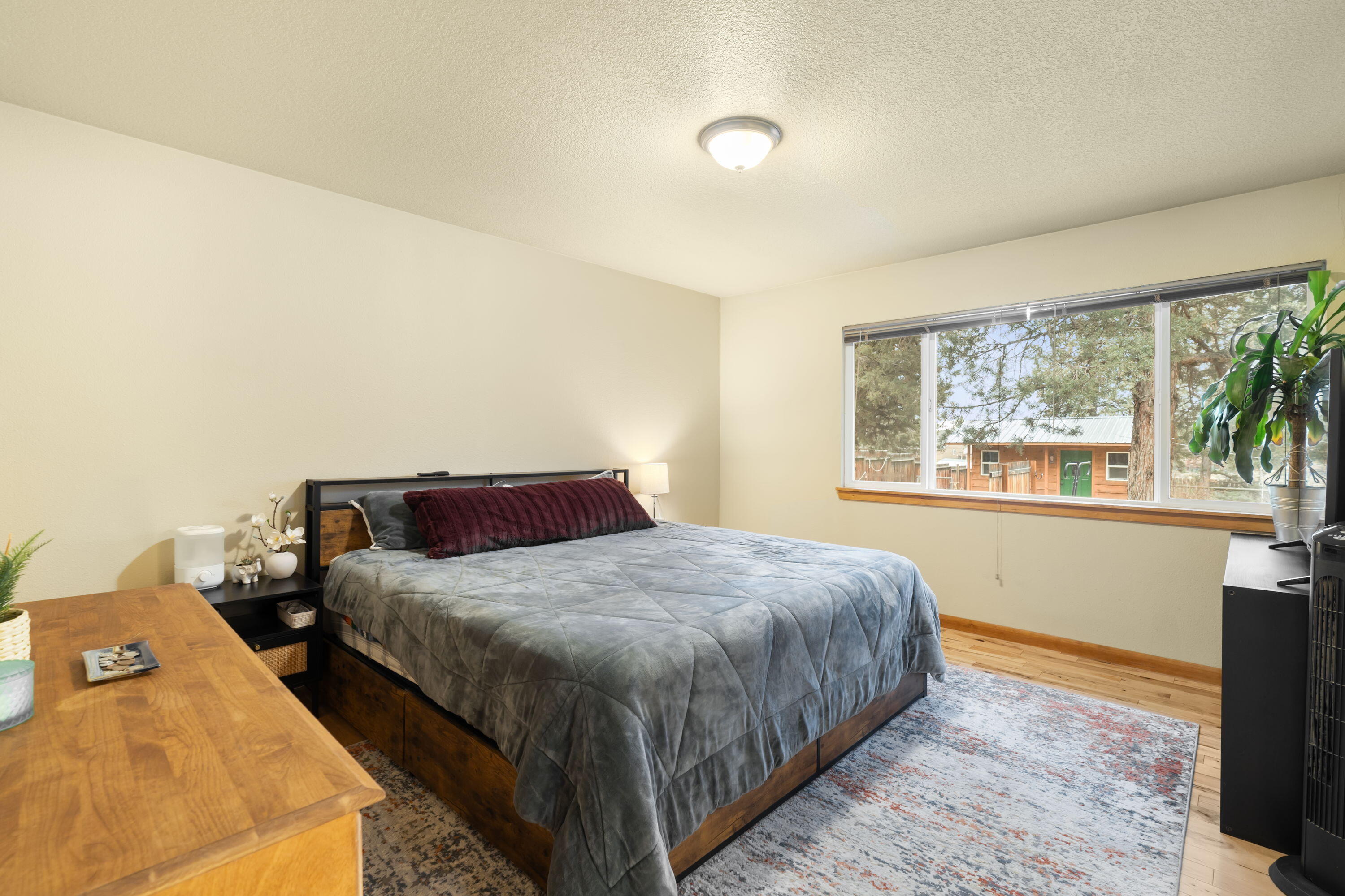 3390 SW Antelope Avenue