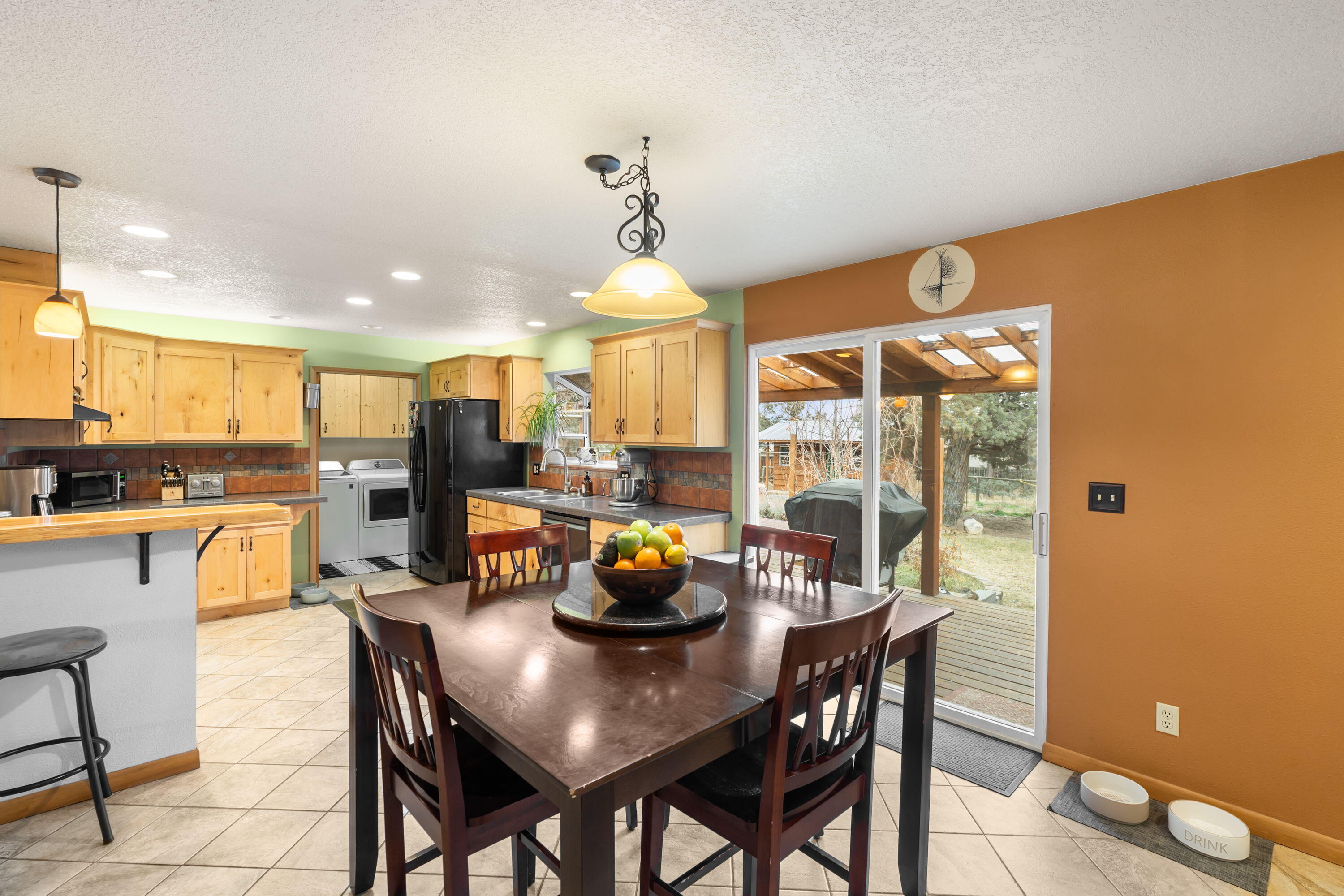 3390 SW Antelope Avenue