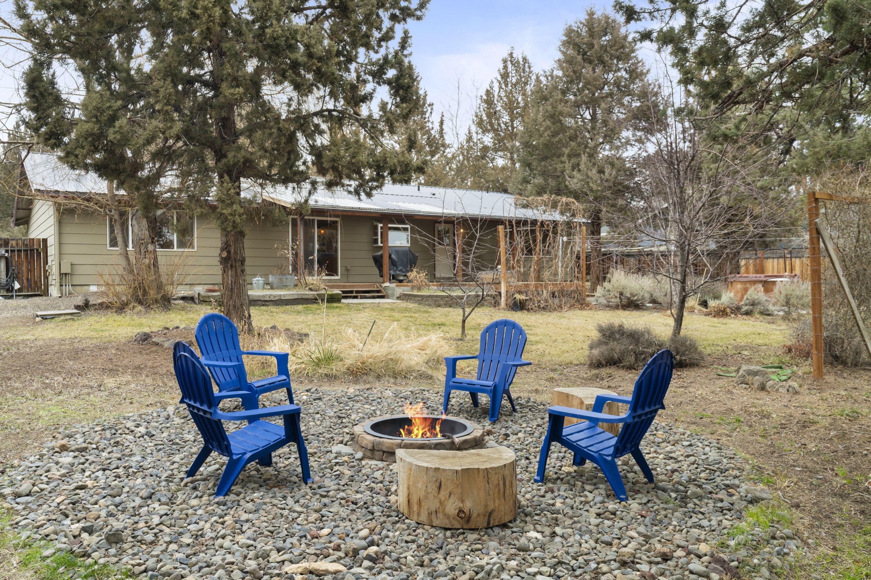 3390 SW Antelope Avenue