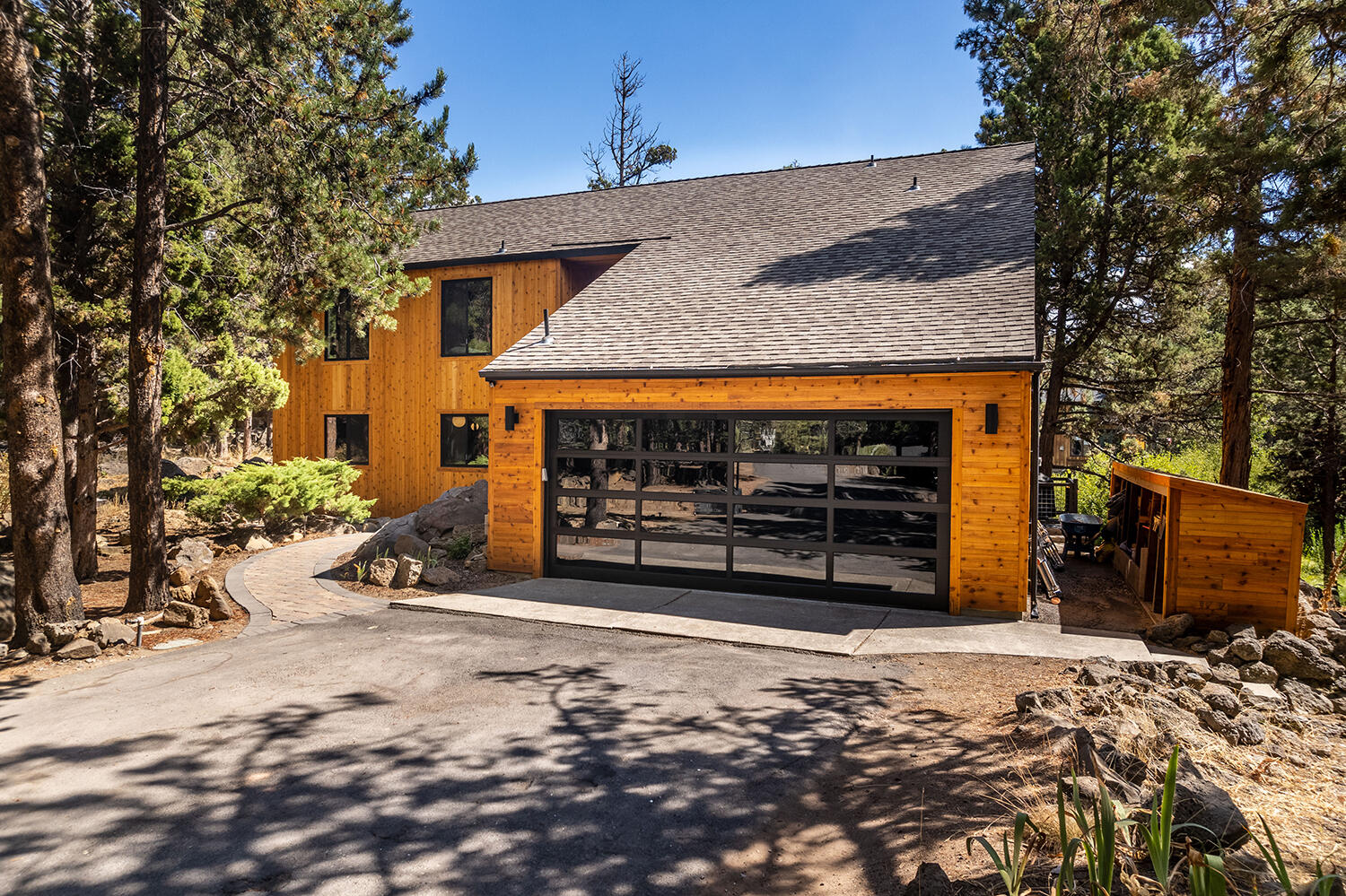 3916 NW Lower Village Road