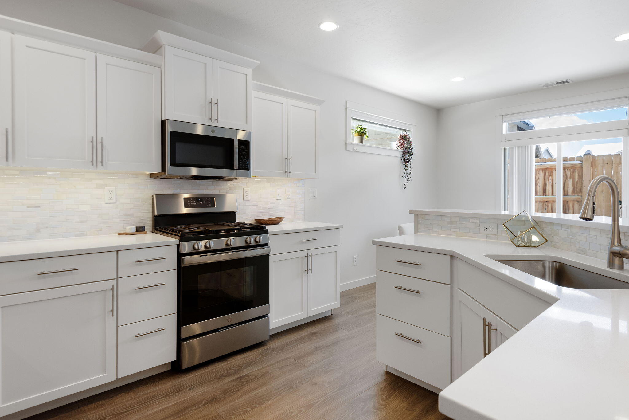 61389 SE Preston Street