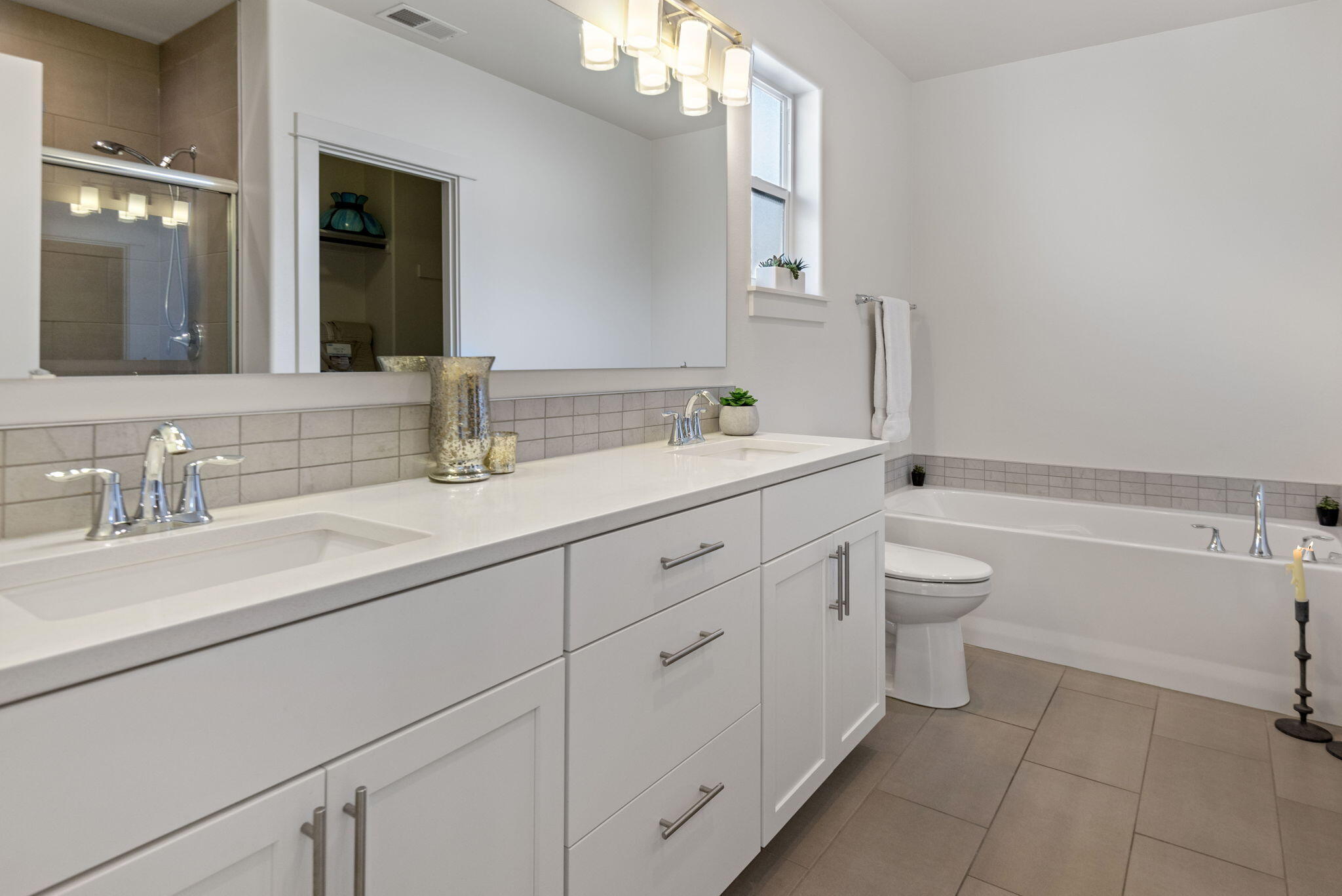 61389 SE Preston Street