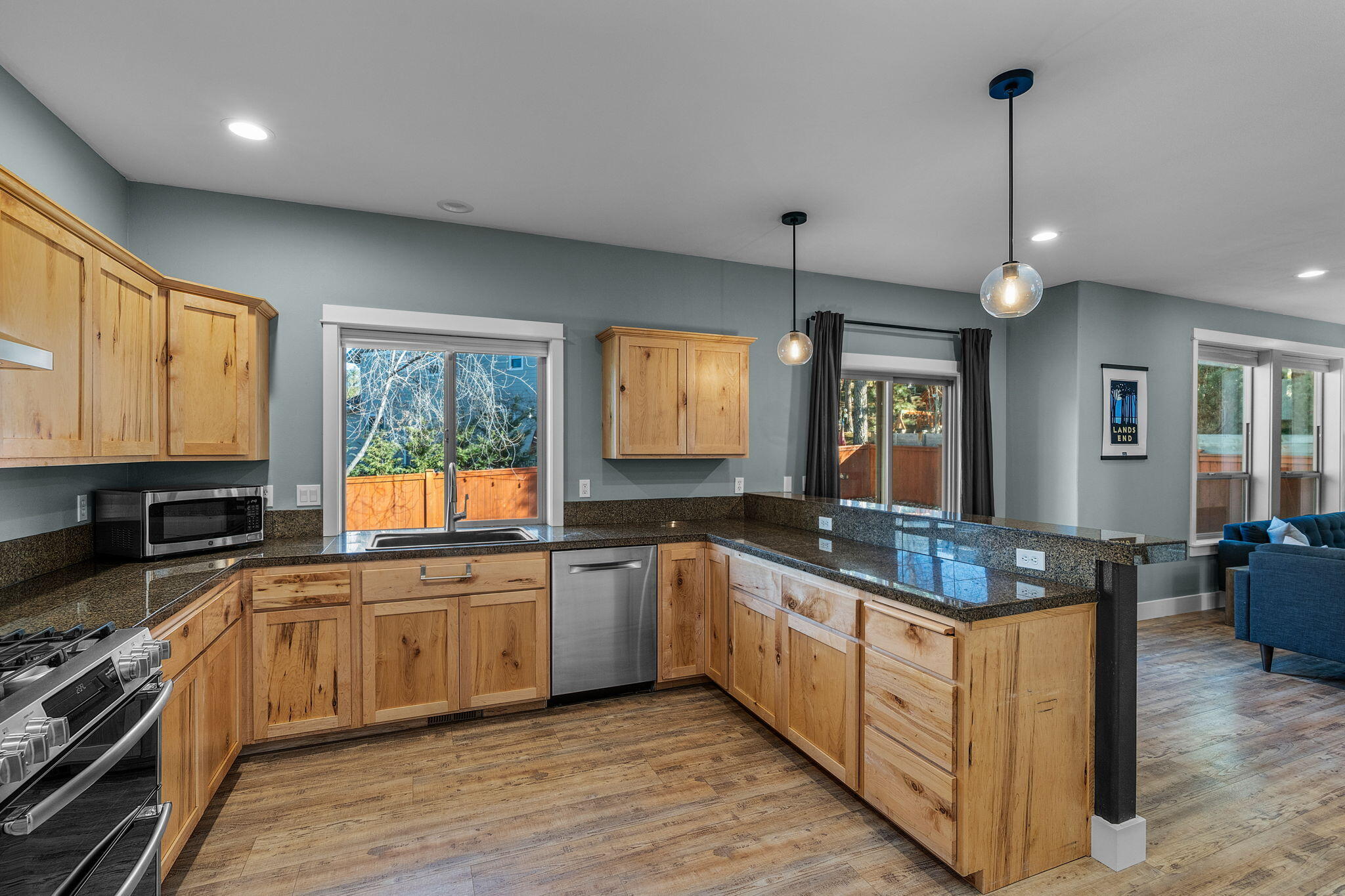 2060 NW Shiraz Court