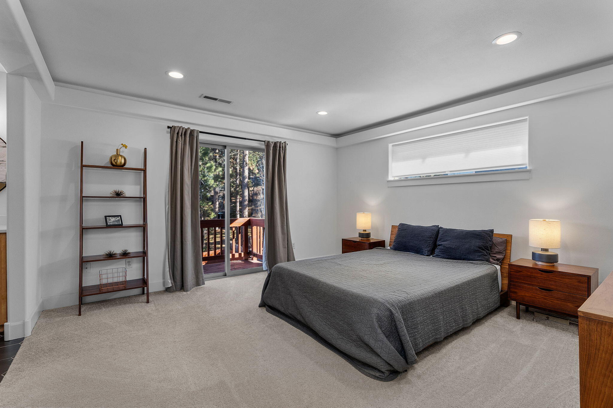 2060 NW Shiraz Court