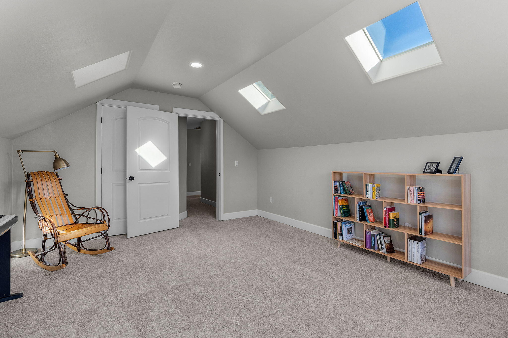 2060 NW Shiraz Court