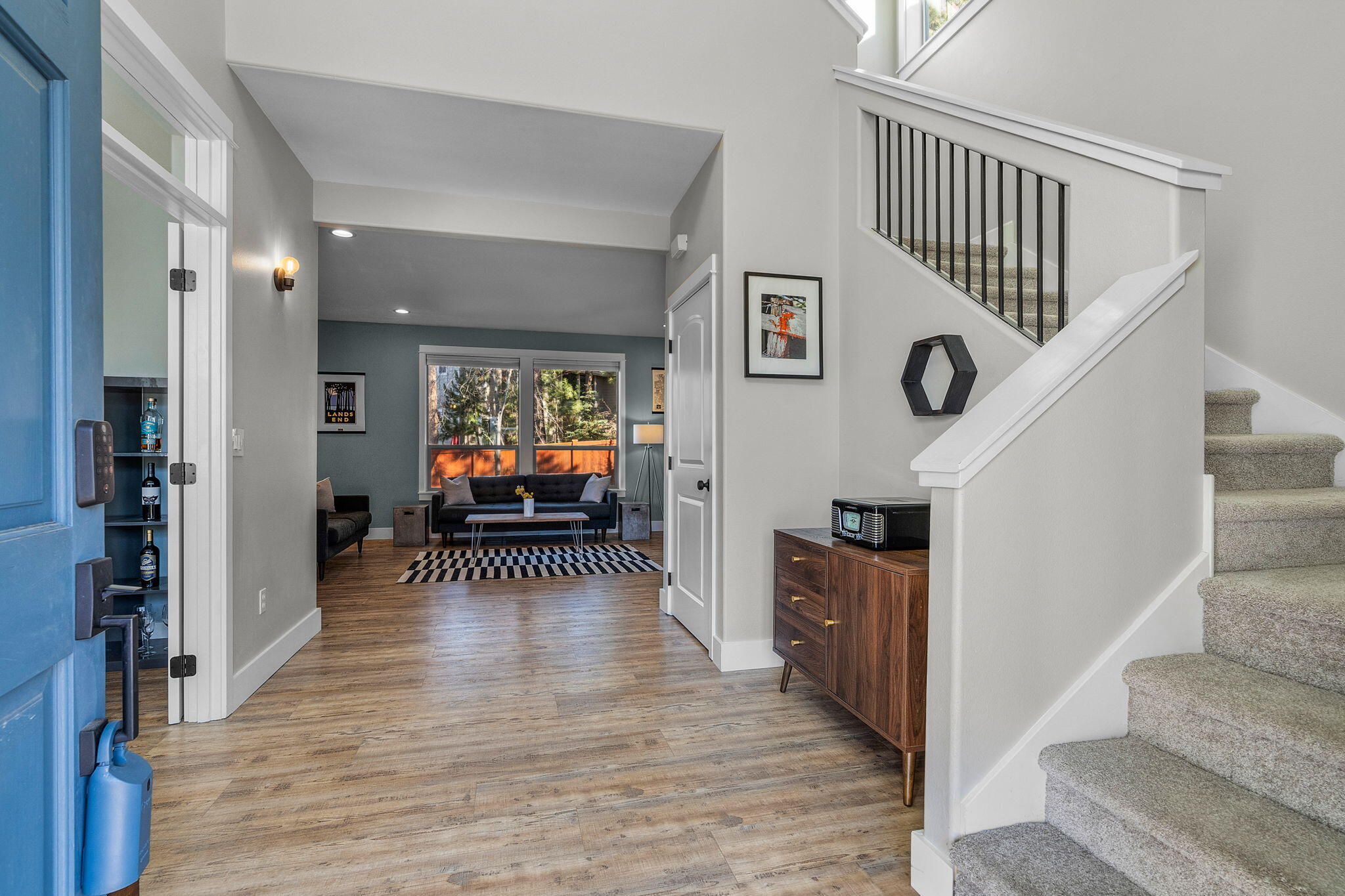 2060 NW Shiraz Court