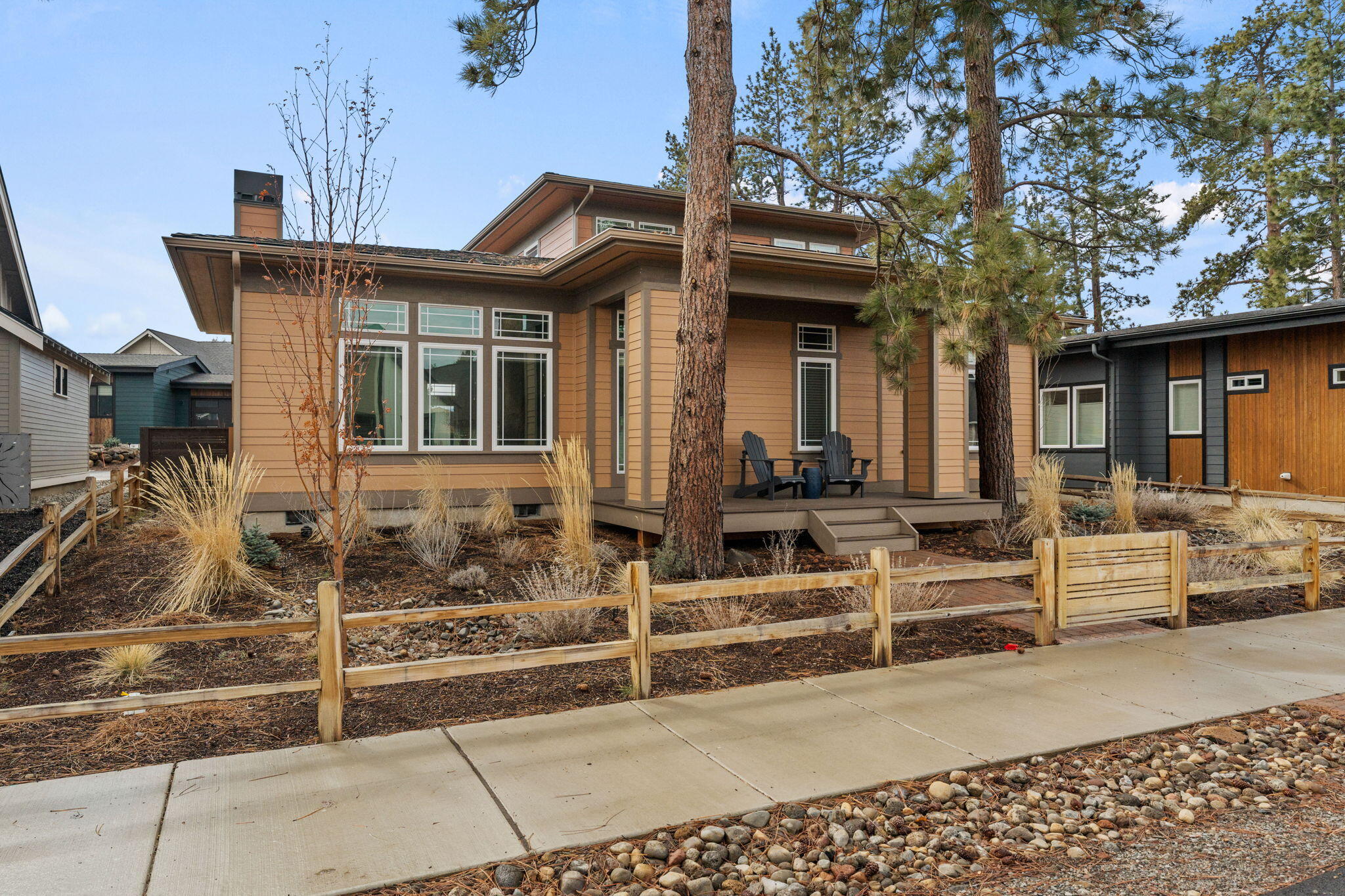 141 W Clearpine Drive