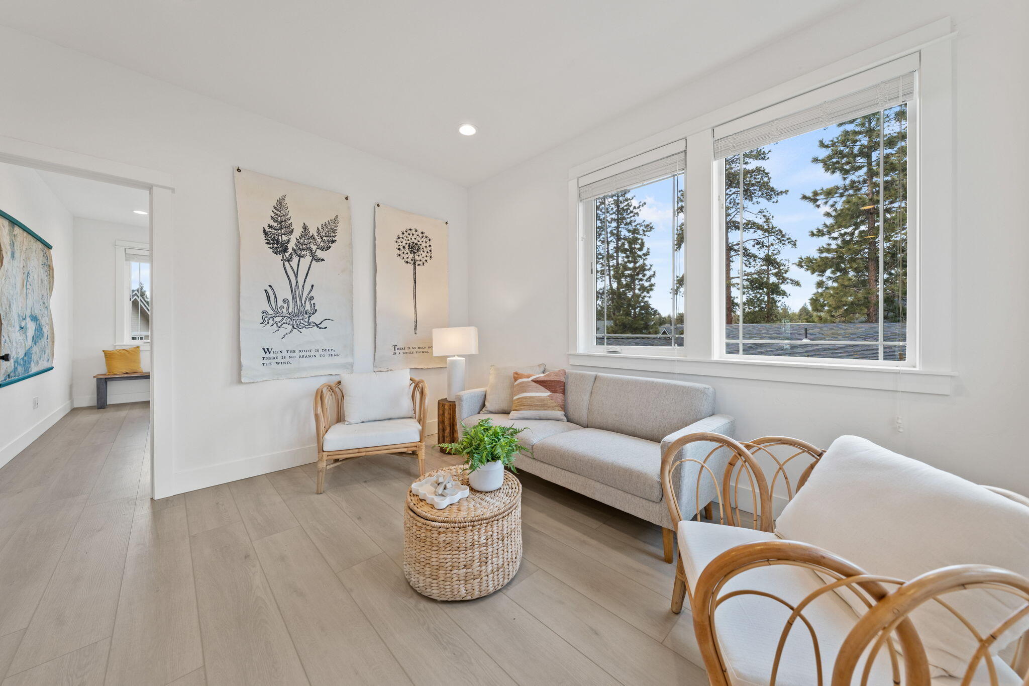 141 W Clearpine Drive