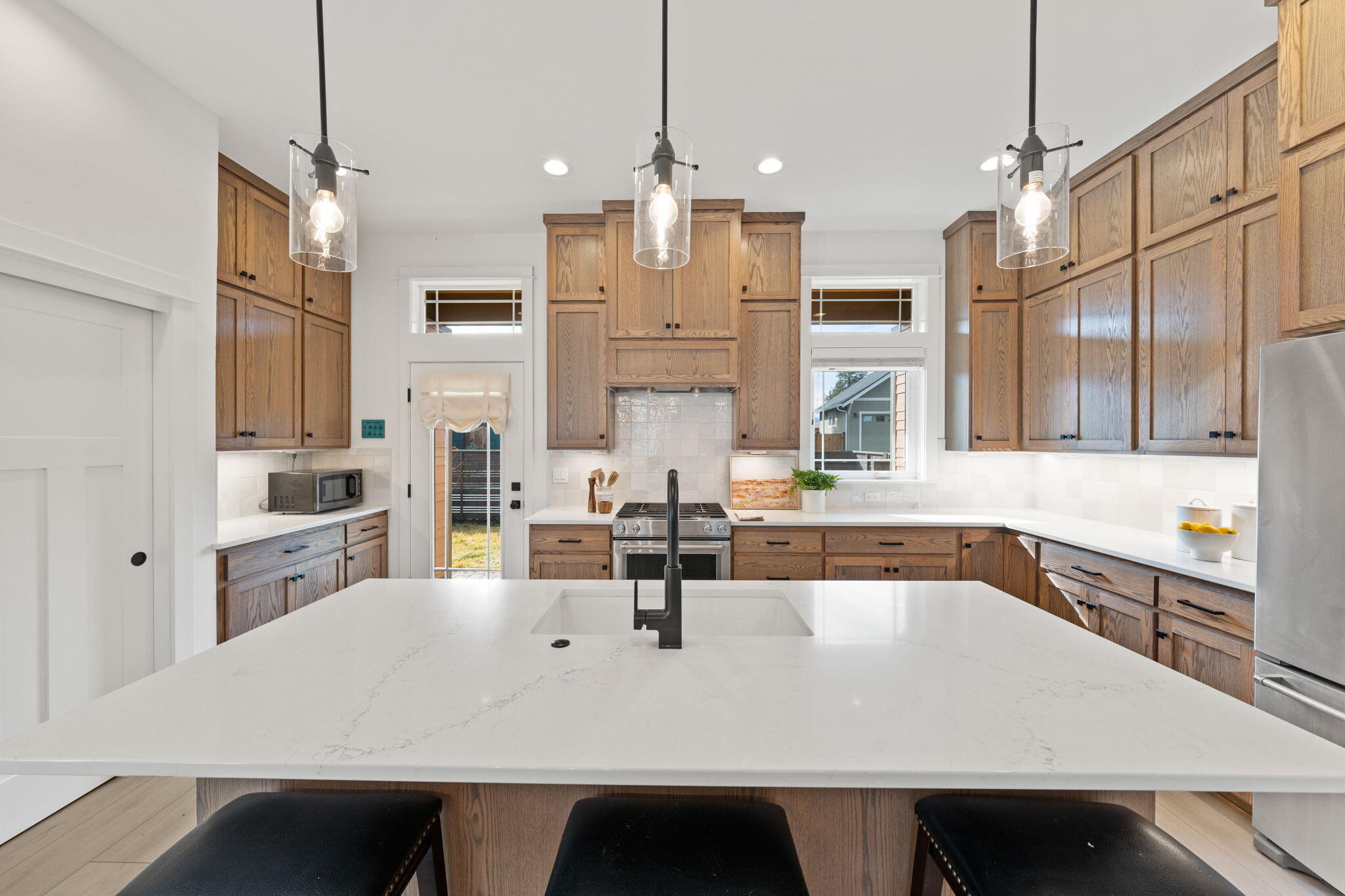 141 W Clearpine Drive