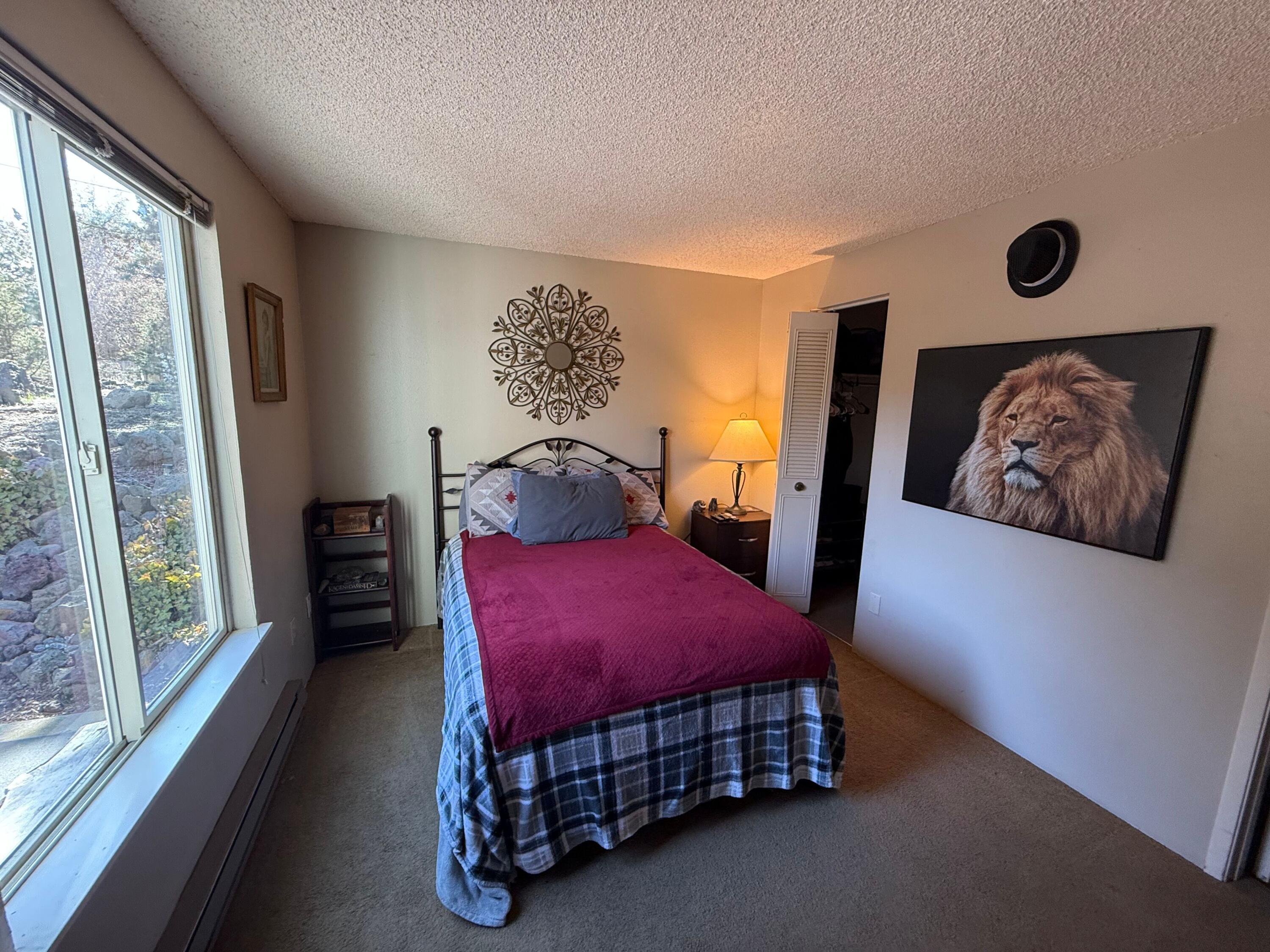 1700 NE Wells Acres Road, 3