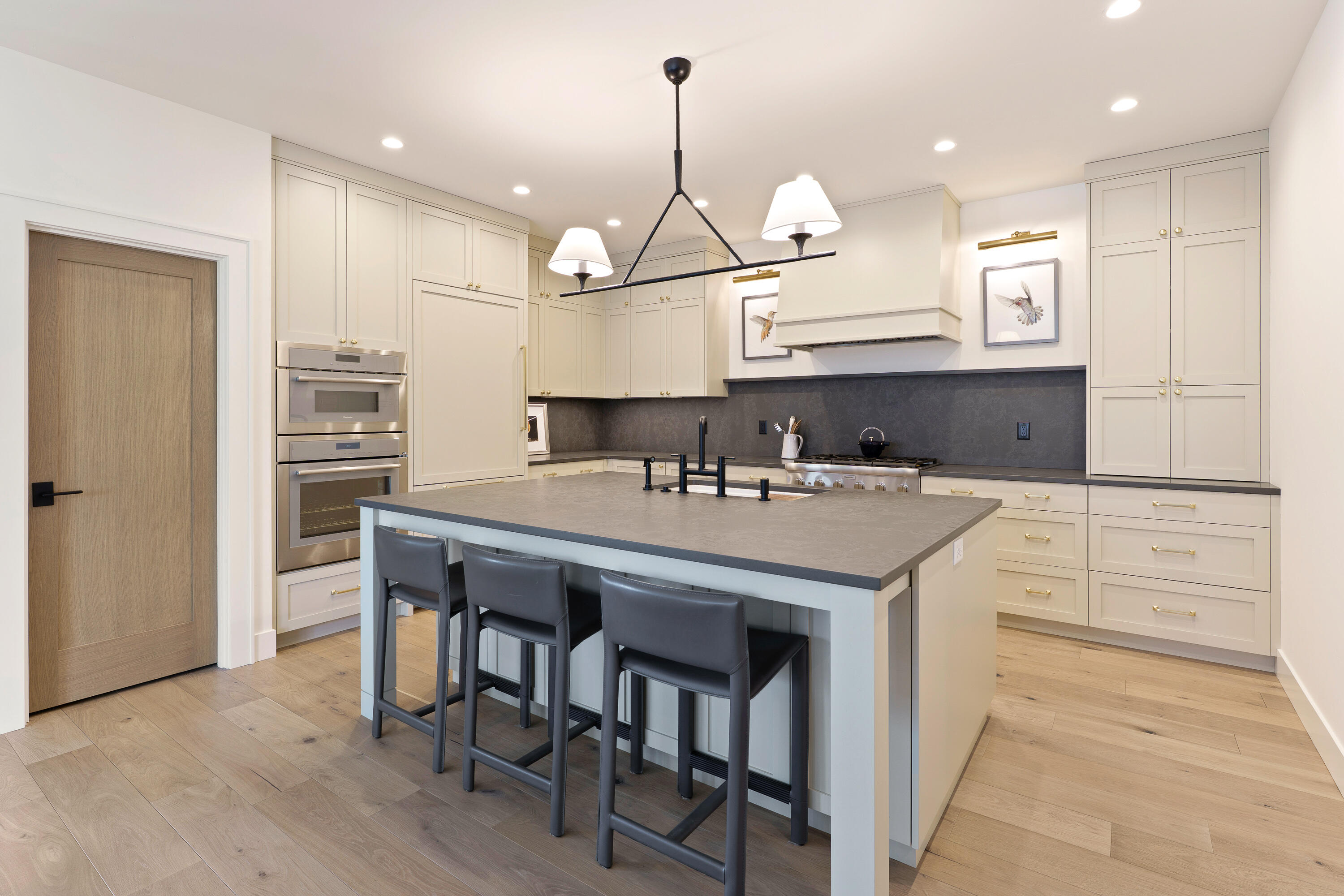 3099 NW Tharp Avenue