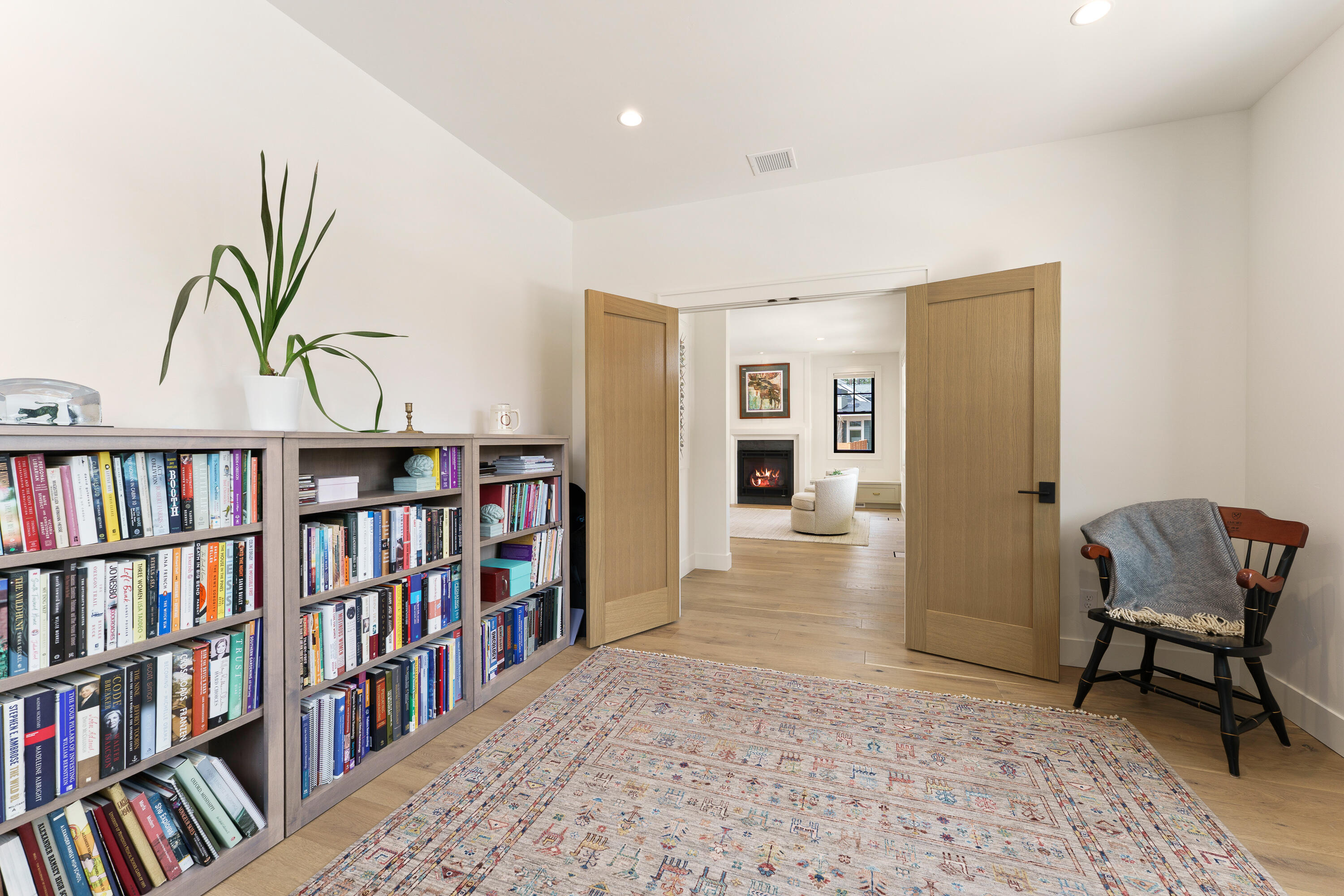 3099 NW Tharp Avenue