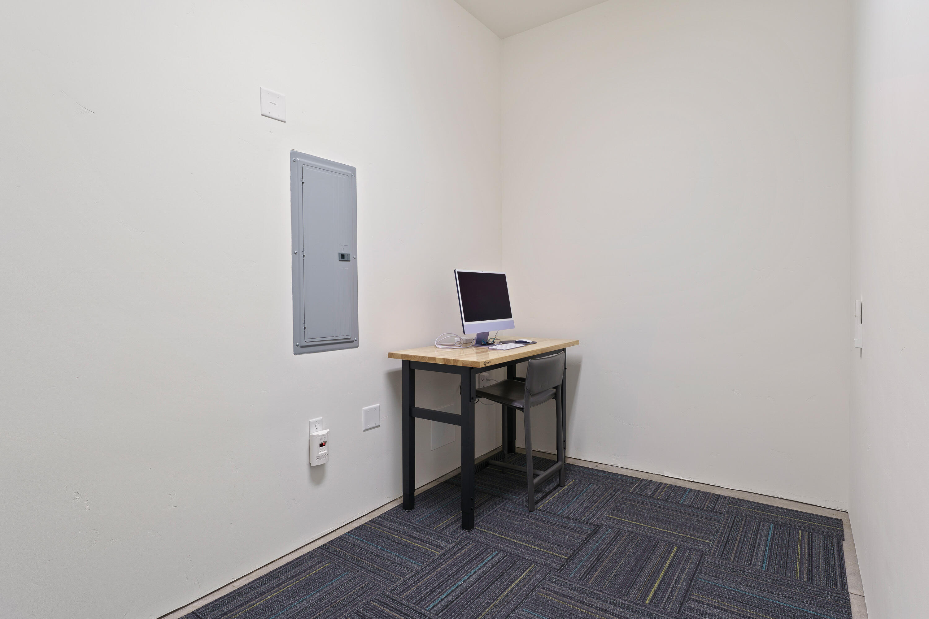 3099 NW Tharp Avenue