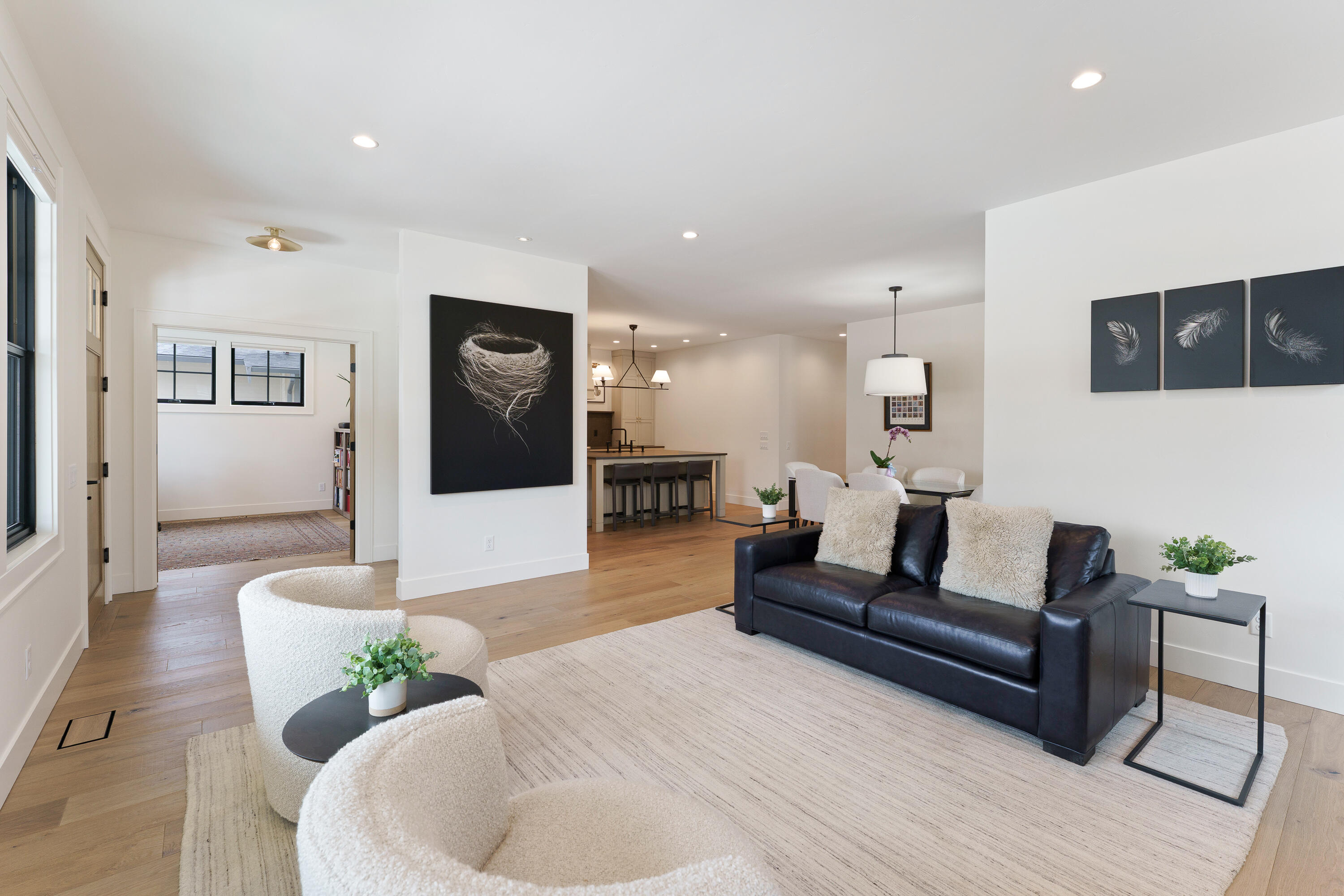 3099 NW Tharp Avenue