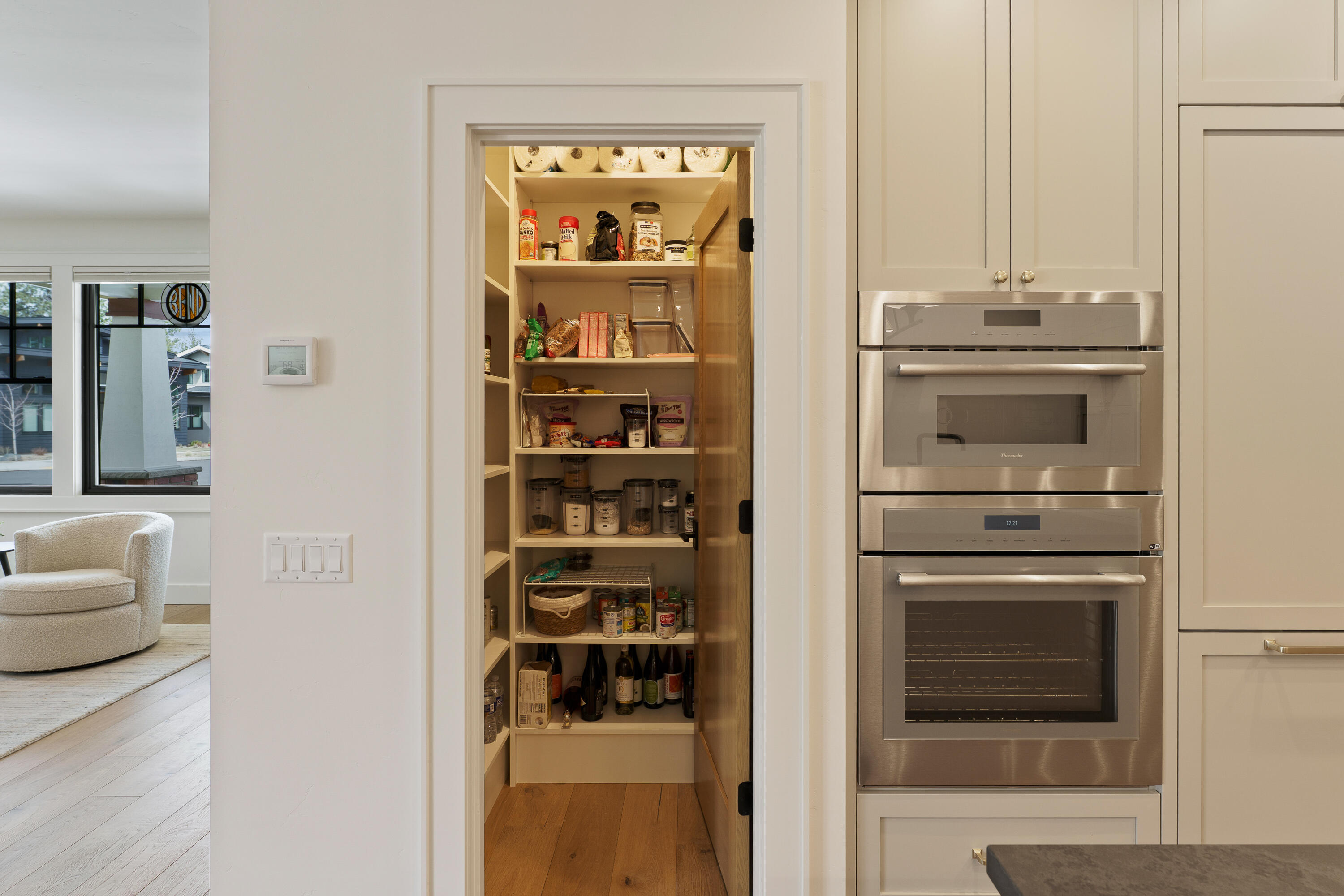 3099 NW Tharp Avenue