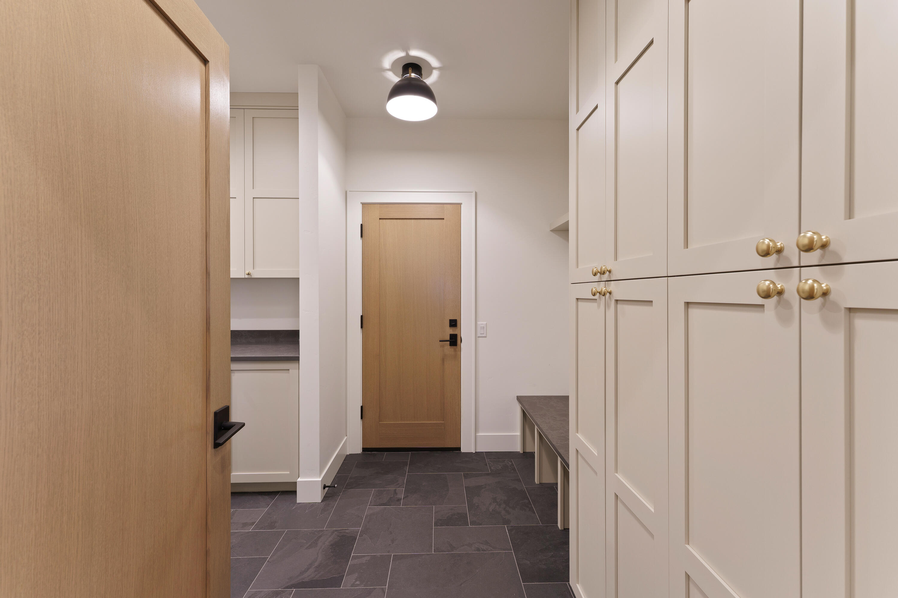 3099 NW Tharp Avenue