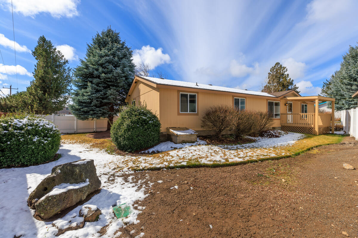 2356 SW Mariposa Loop