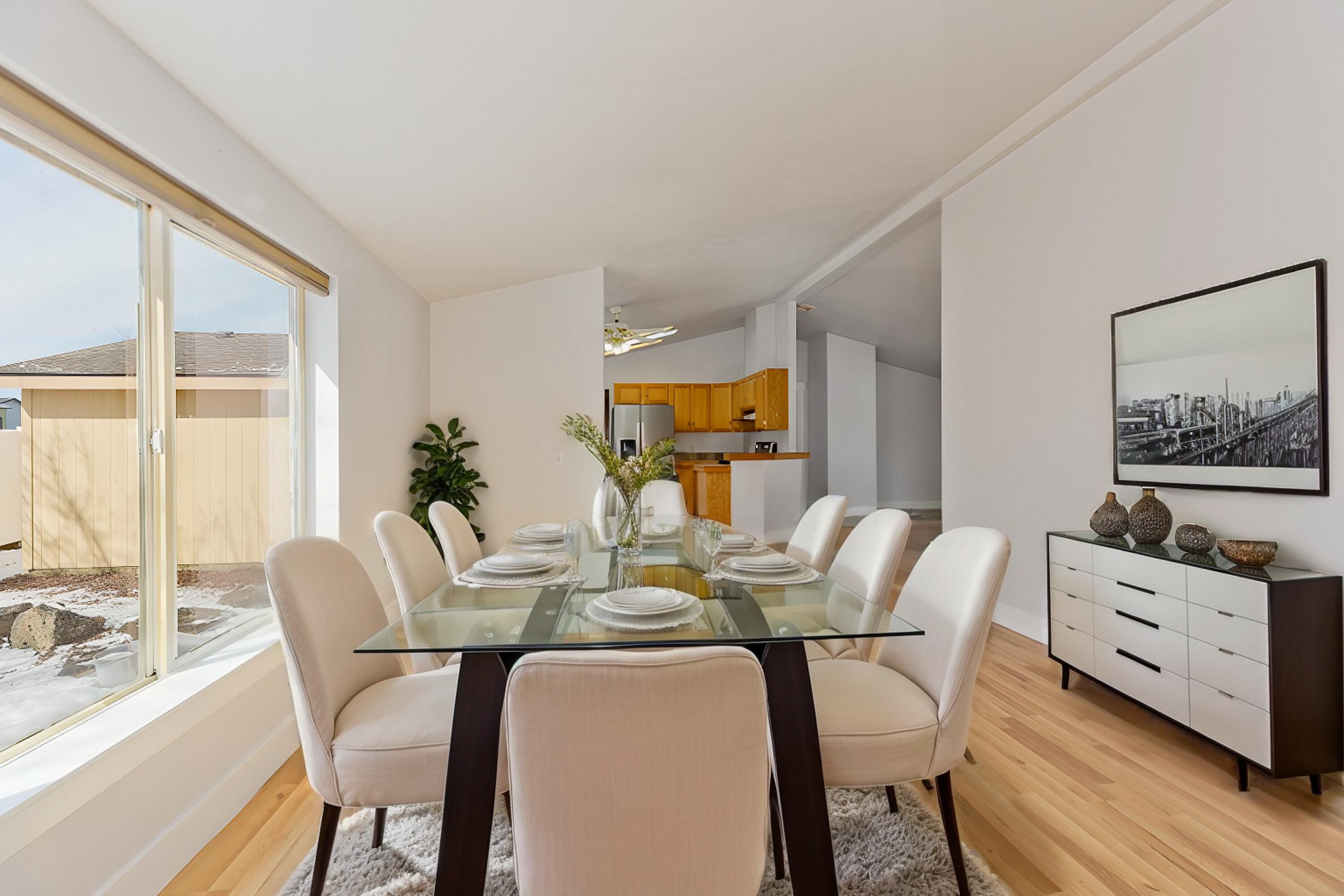 2356 SW Mariposa Loop