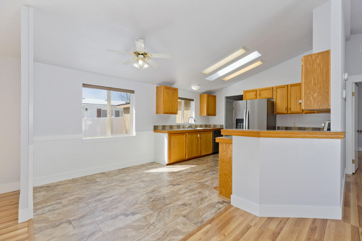 2356 SW Mariposa Loop