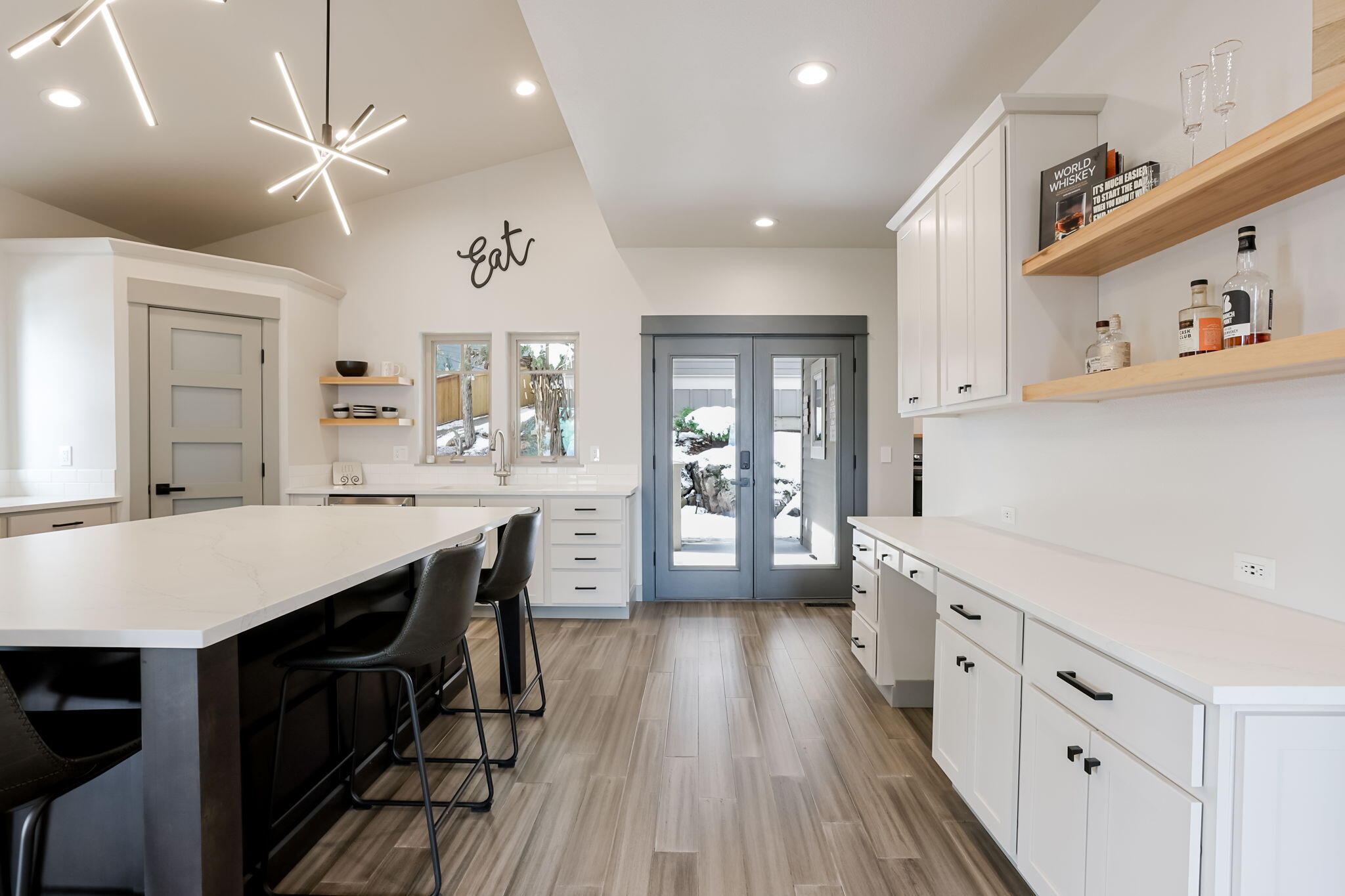 3311 NW Bungalow Drive