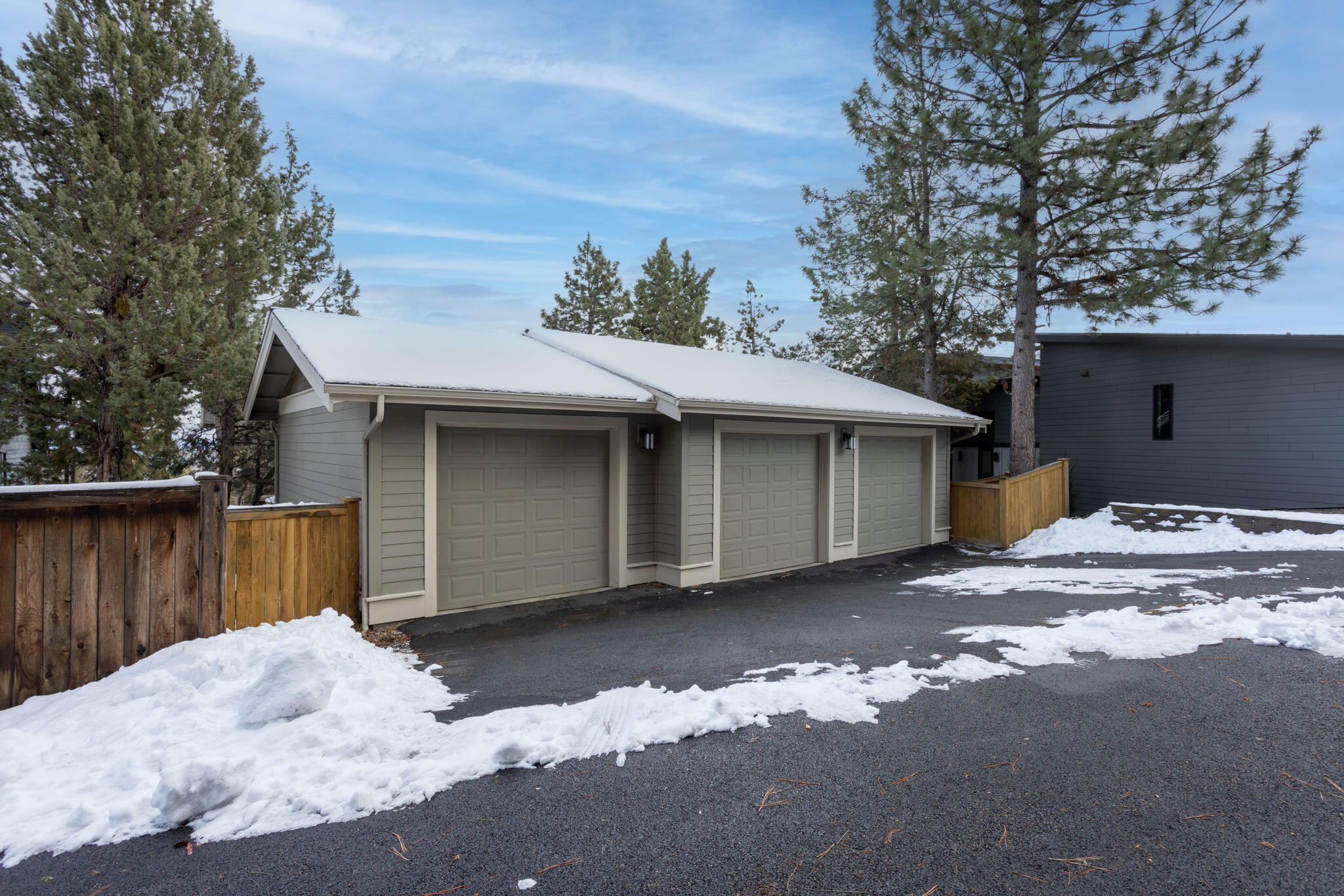 3311 NW Bungalow Drive