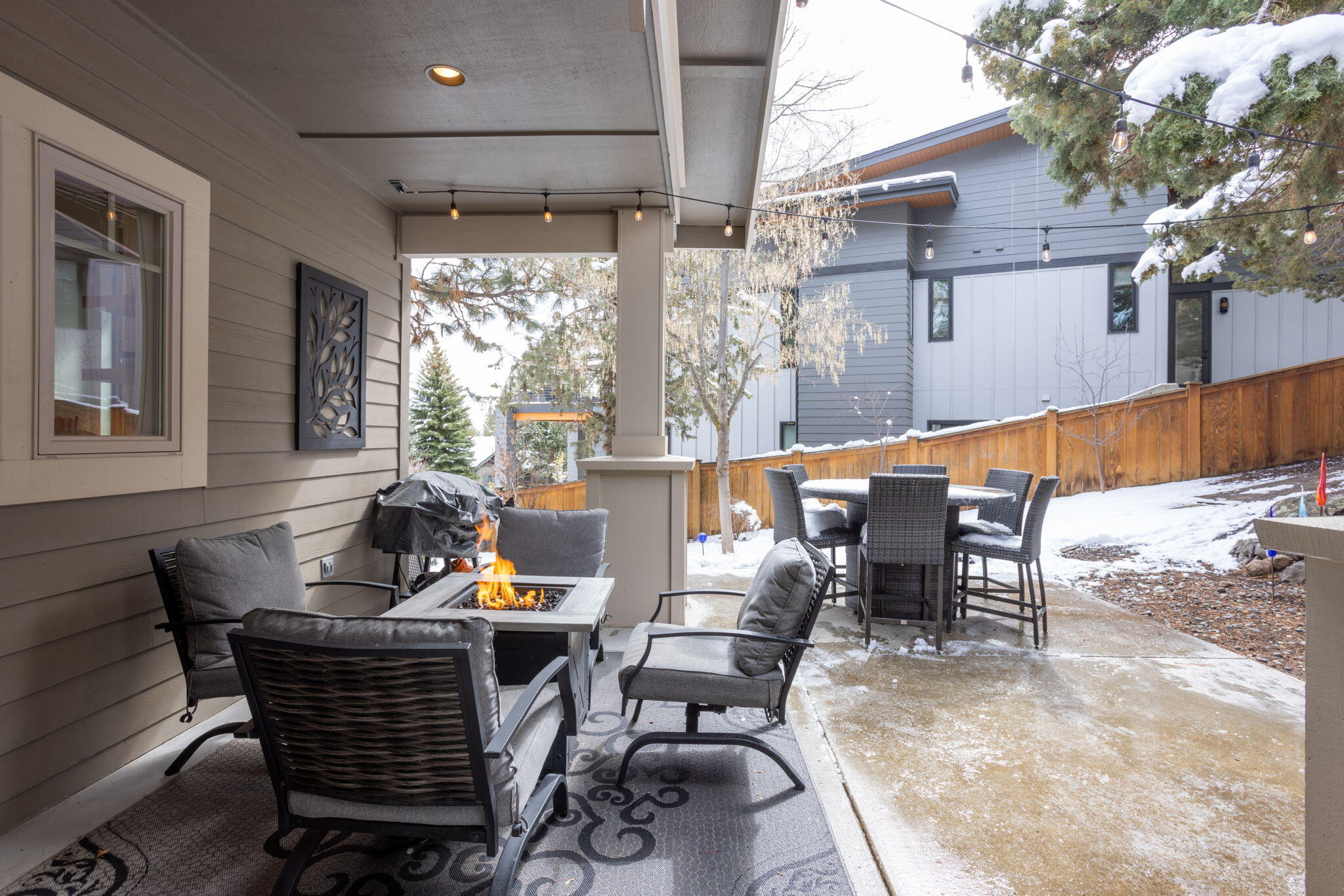 3311 NW Bungalow Drive