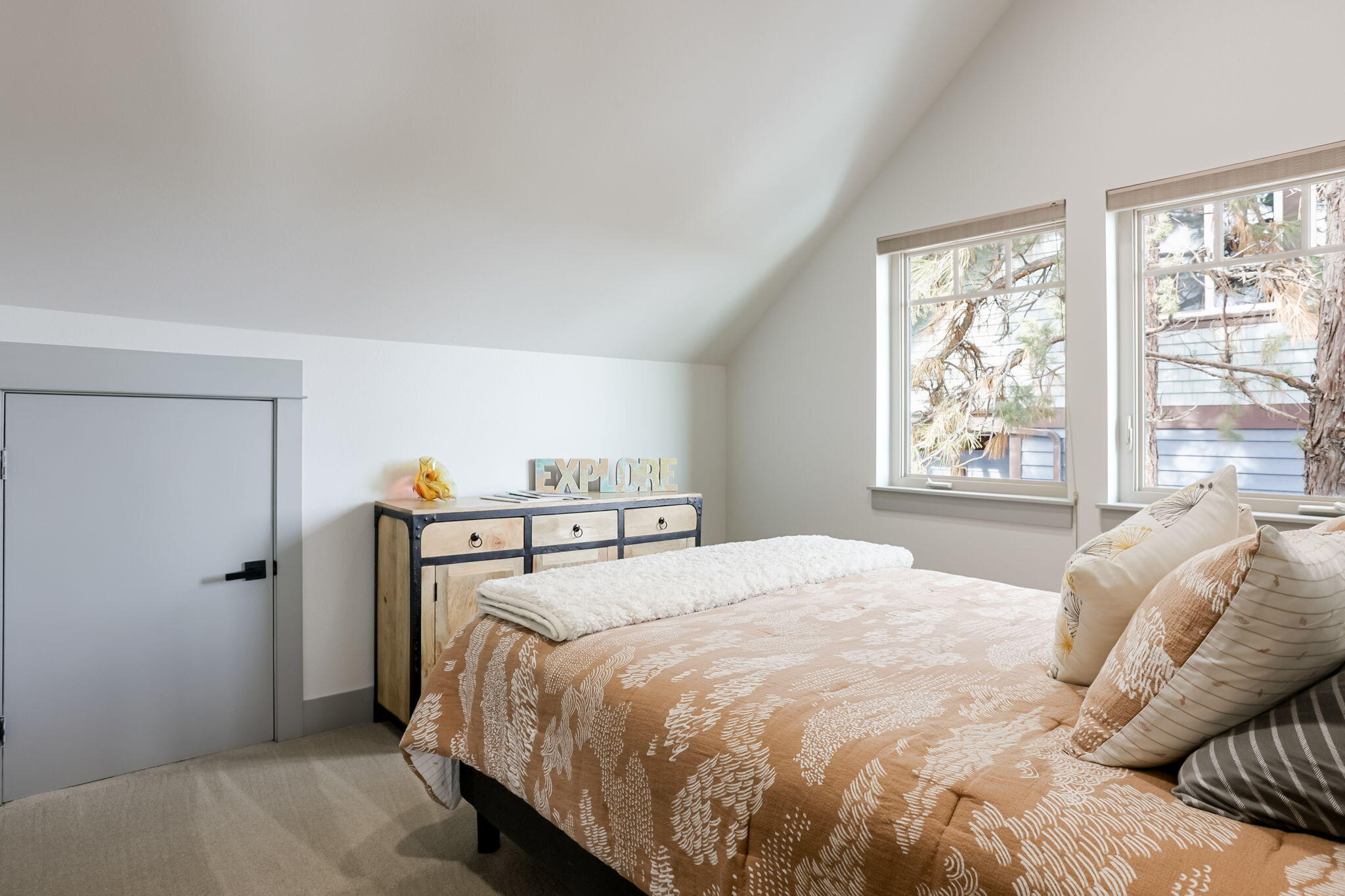 3311 NW Bungalow Drive