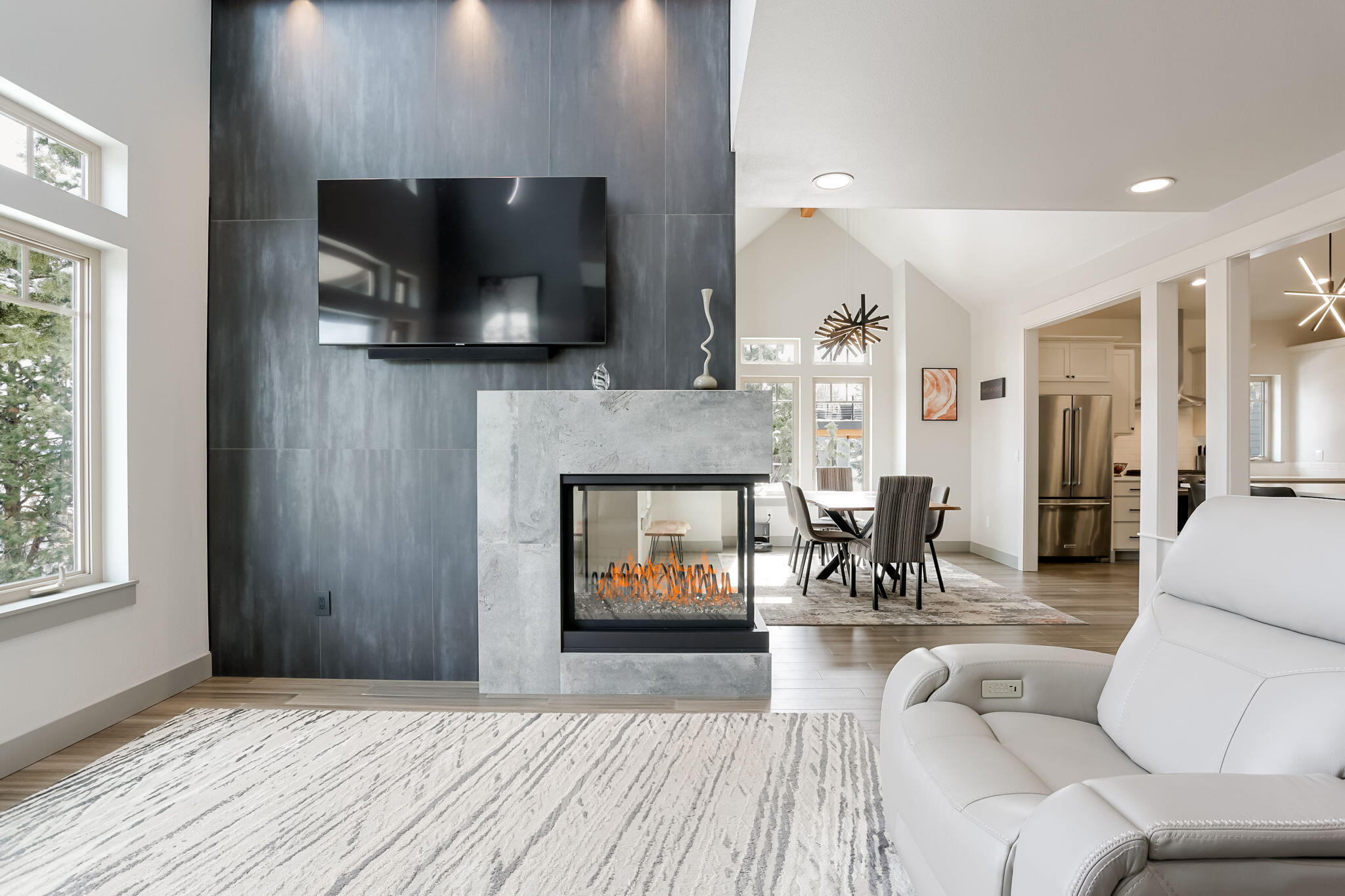 3311 NW Bungalow Drive