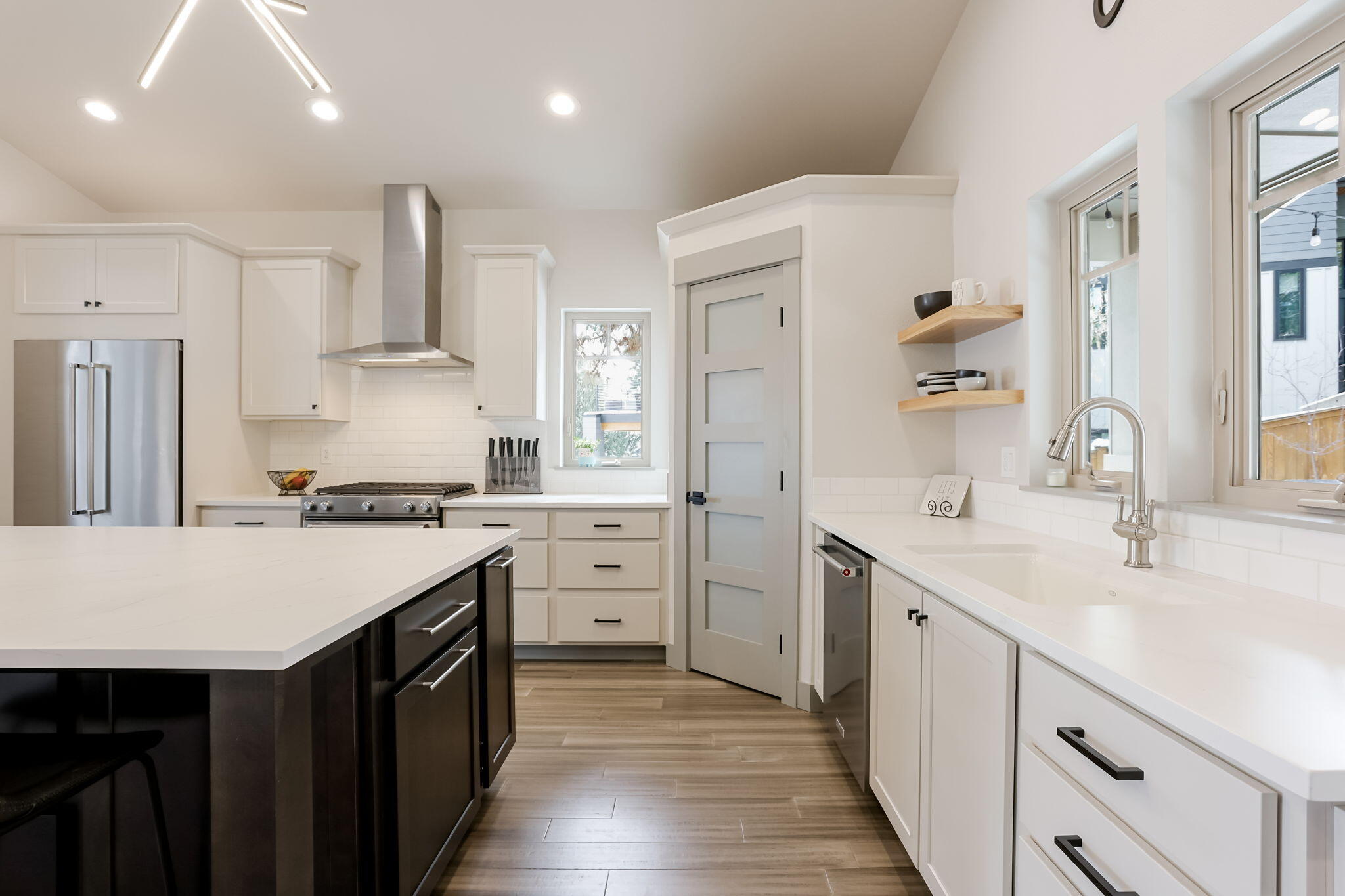 3311 NW Bungalow Drive