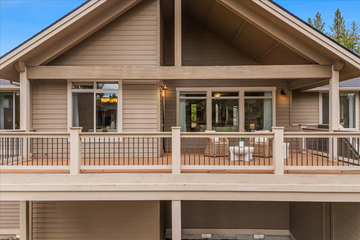 2879 NW Perlette Lane