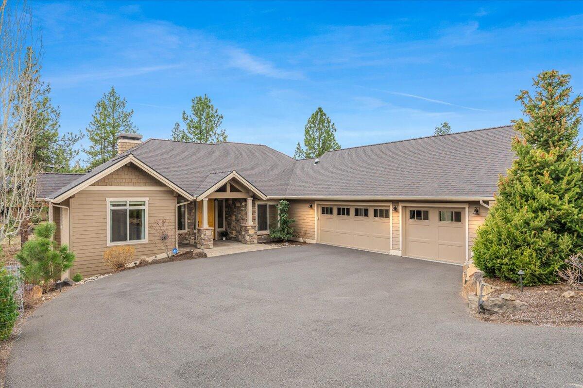 2879 NW Perlette Lane