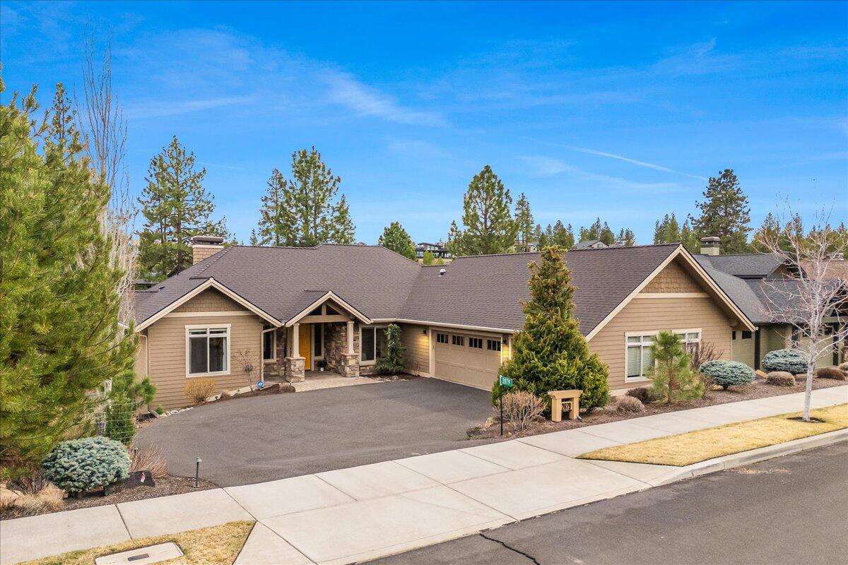 2879 NW Perlette Lane