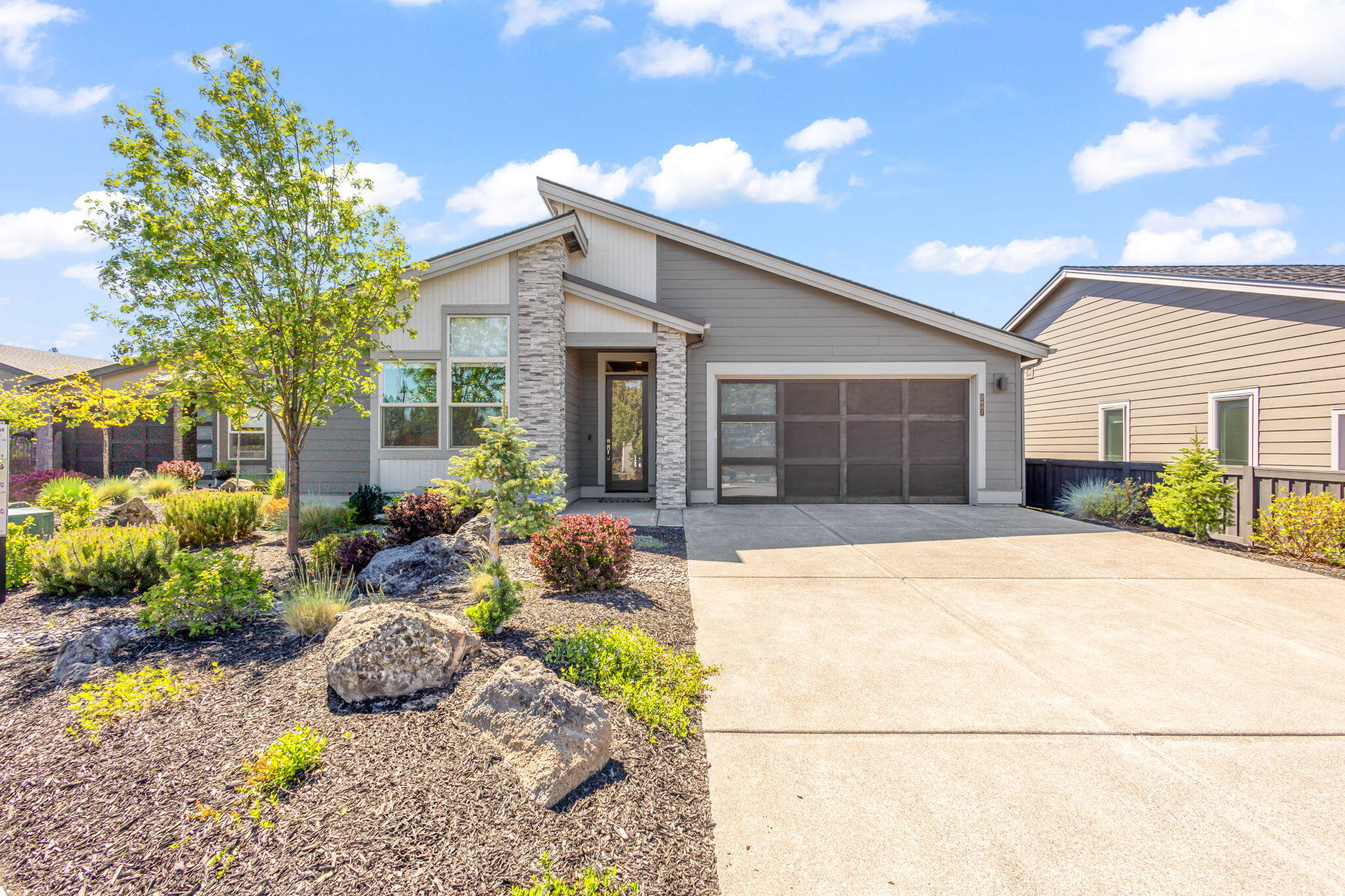 2687 NW Rippling River Court