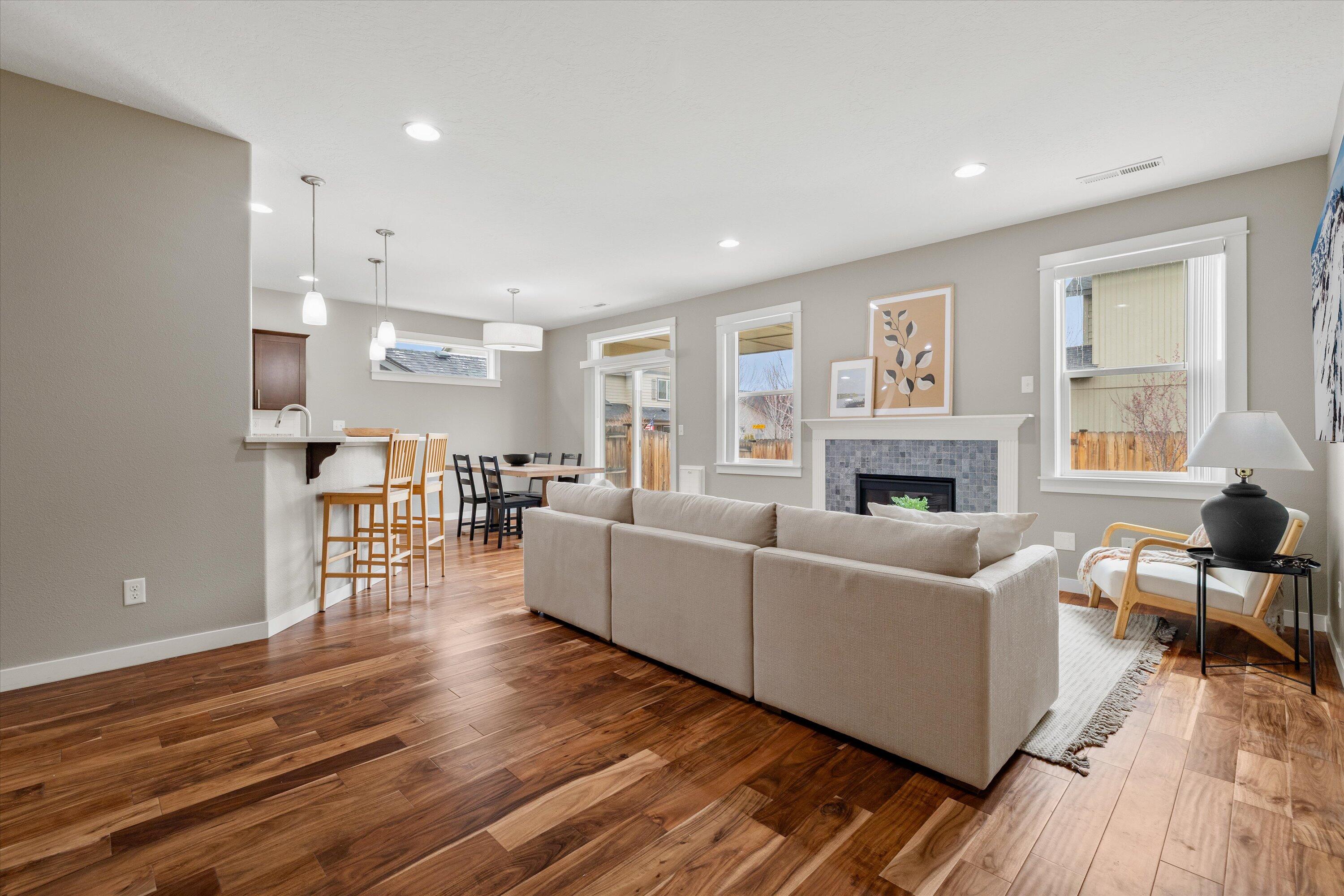 21338 NE Eagle Crossing Avenue