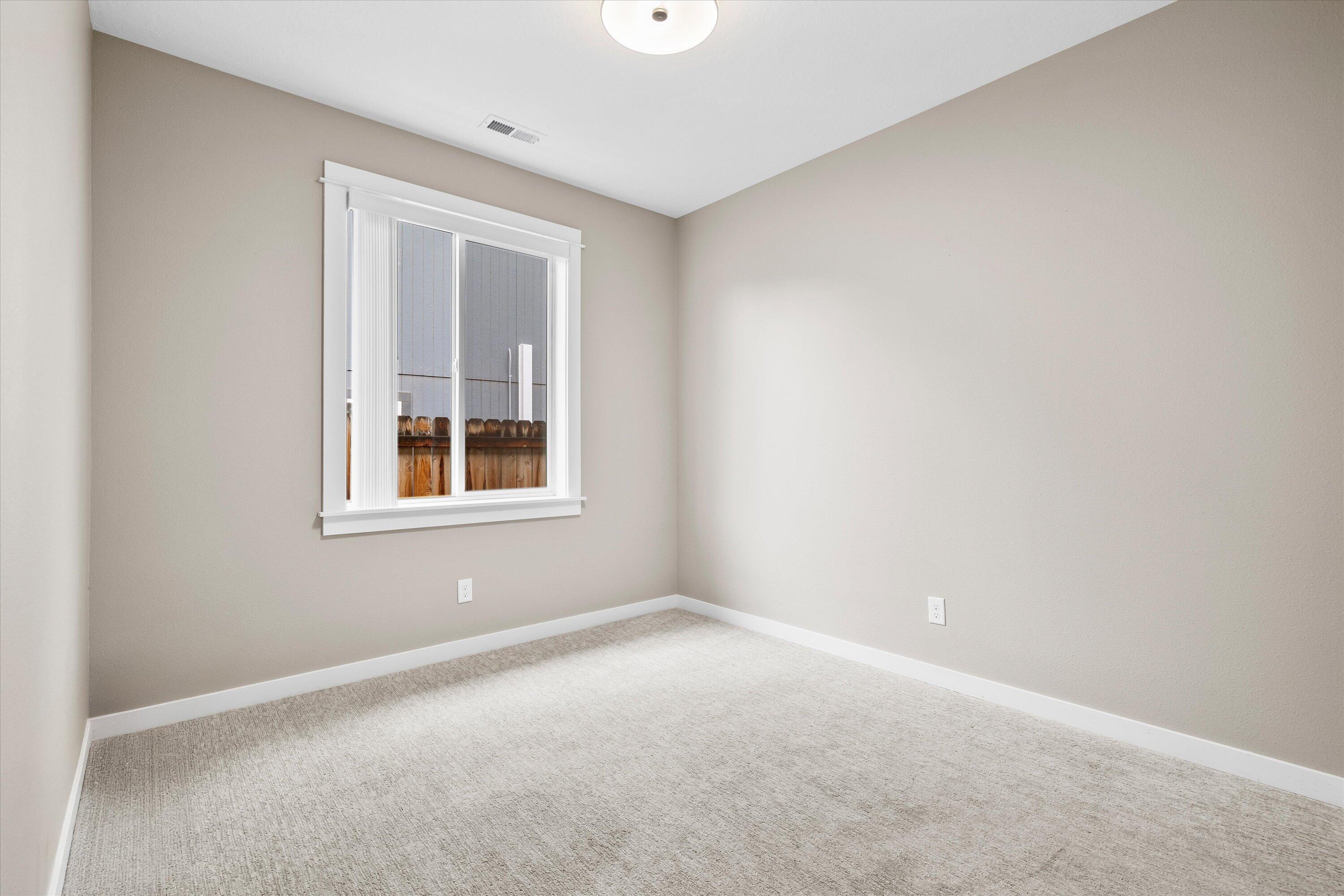 21338 NE Eagle Crossing Avenue